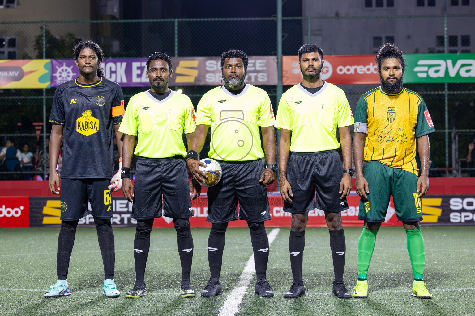 HDh Finey vs HDh Nolhivaranfaru in Day 5 of Golden Futsal Challenge 2025 on Thursday, 9th January 2025, in Hulhumale', Maldives
Photos: Ismail Thoriq / images.mv