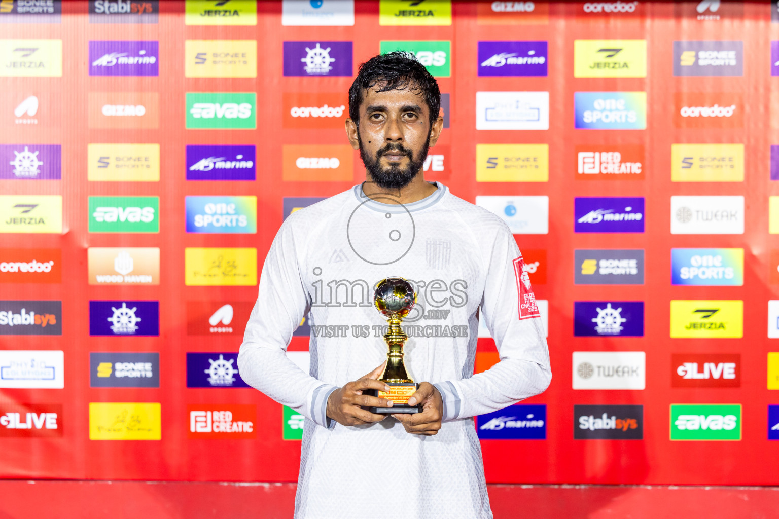 Thaa Veymadoo VS Thaa Buruni in Day 6 of Golden Futsal Challenge 2025 on Friday, 6th January 2025, in Hulhumale', Maldives Photos: Nausham Waheed / images.mv