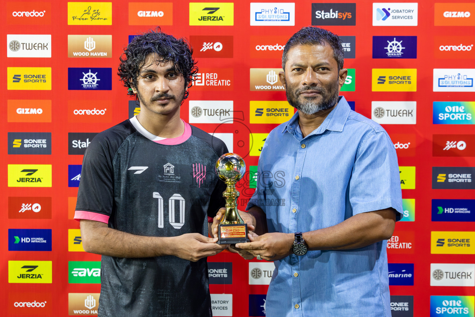 Lh Kurendhoo vs Lh Olhuvelifushi in Day 15 of Golden Futsal Challenge 2025 was held on Sunday, 19th January 2025, in Hulhumale', Maldives. Photos: Ismail Thoriq / images.mv