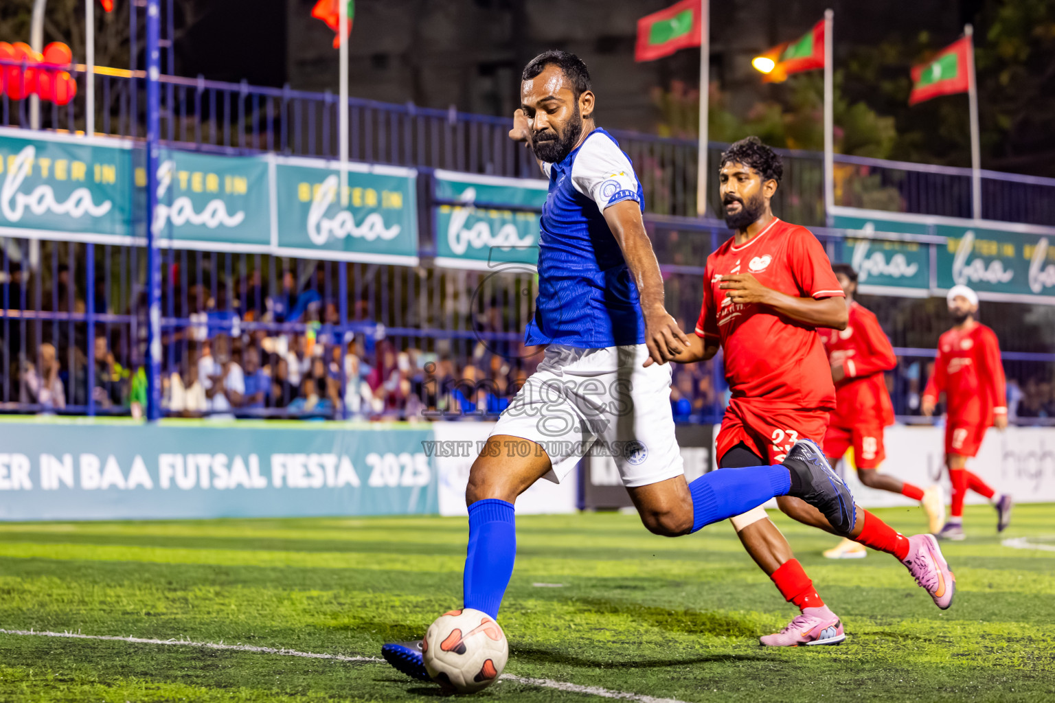 Goidhoo vs Hithaadhoo in Semi Finals of Better in Baa Futsal Fiesta 2025 Men's division held in B. Eydhafushi, Maldives on Saturday, 15th November 2025. Photos: Nausham Waheed / images.mv
