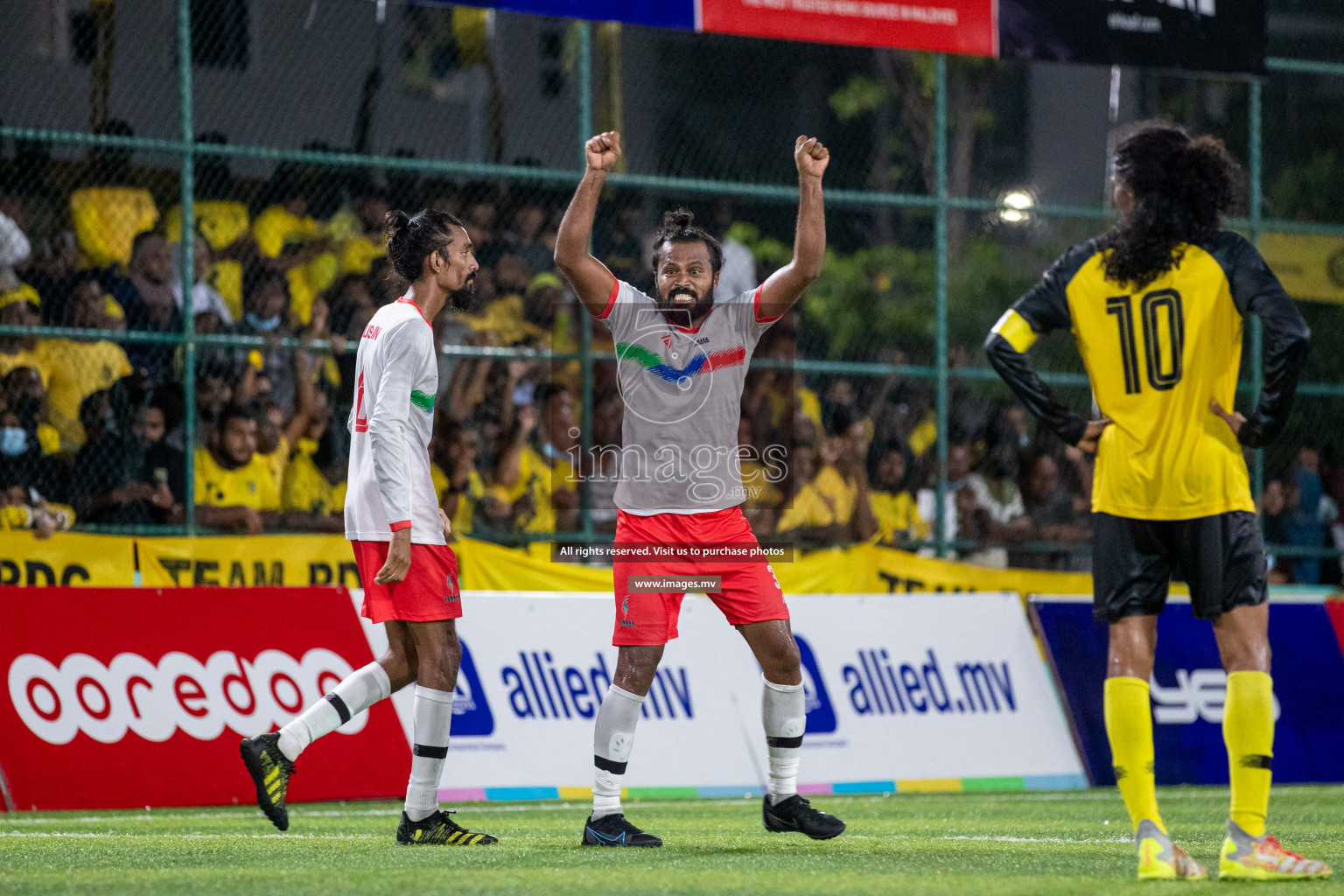 Team FSM Vs Prisons Club in the Semi Finals of Club Maldives 2021 held in Hulhumale, Maldives on 15 December 2021. Photos: Shuu Abdul Sattar / images.mv