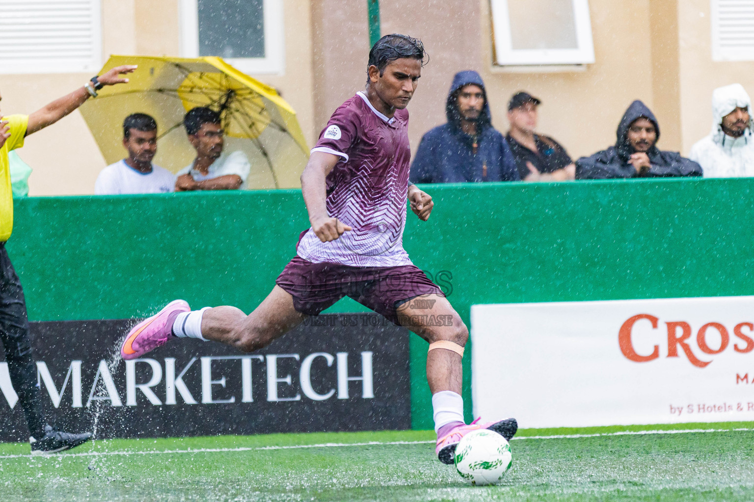 SAII Lagoon vs Velassaru in Semi Finals of Resort League 2025 (South Male Zone) day 13 was held on Monday, 15th October 2025 in Crossroads's Maldives, Photos: Areef Adam / images.mv