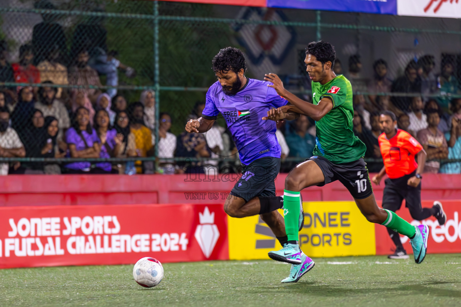 Heh Hanimaadhoo vs HDh Neykurendhoo in Day 14 of Golden Futsal Challenge 2024 was held on Sunday, 28th January 2024, in Hulhumale', Maldives
Photos: Ismail Thoriq / images.mv