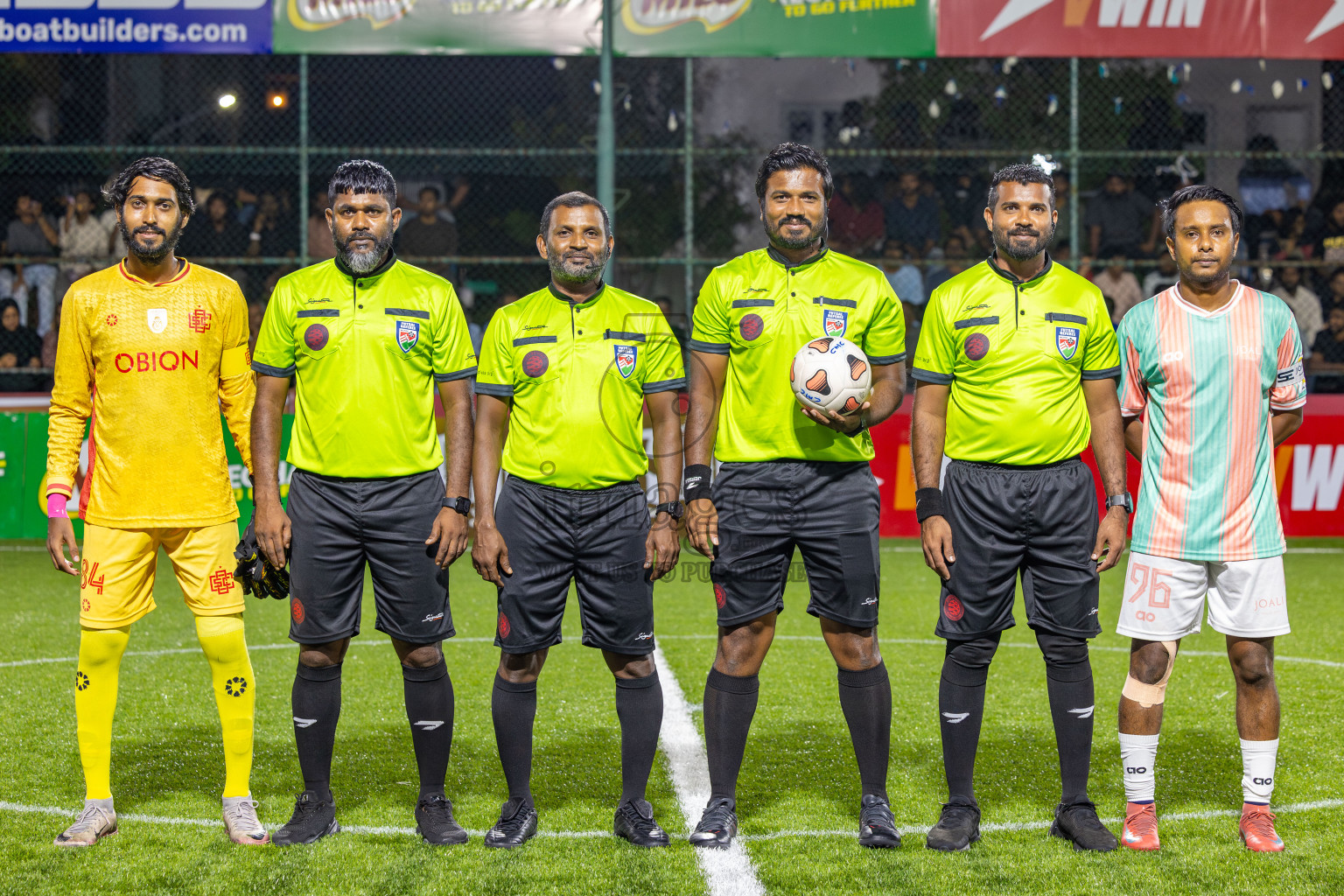 Joali Maldives vs Club Combination (Eydhafushi) in Kings Cup of Club Maldives 2025 was held in Rehendhi Futsal Ground, Hulhumale', Maldives on Saturday, 6th September 2025. Photos: Ismail Thoriq / images.mv