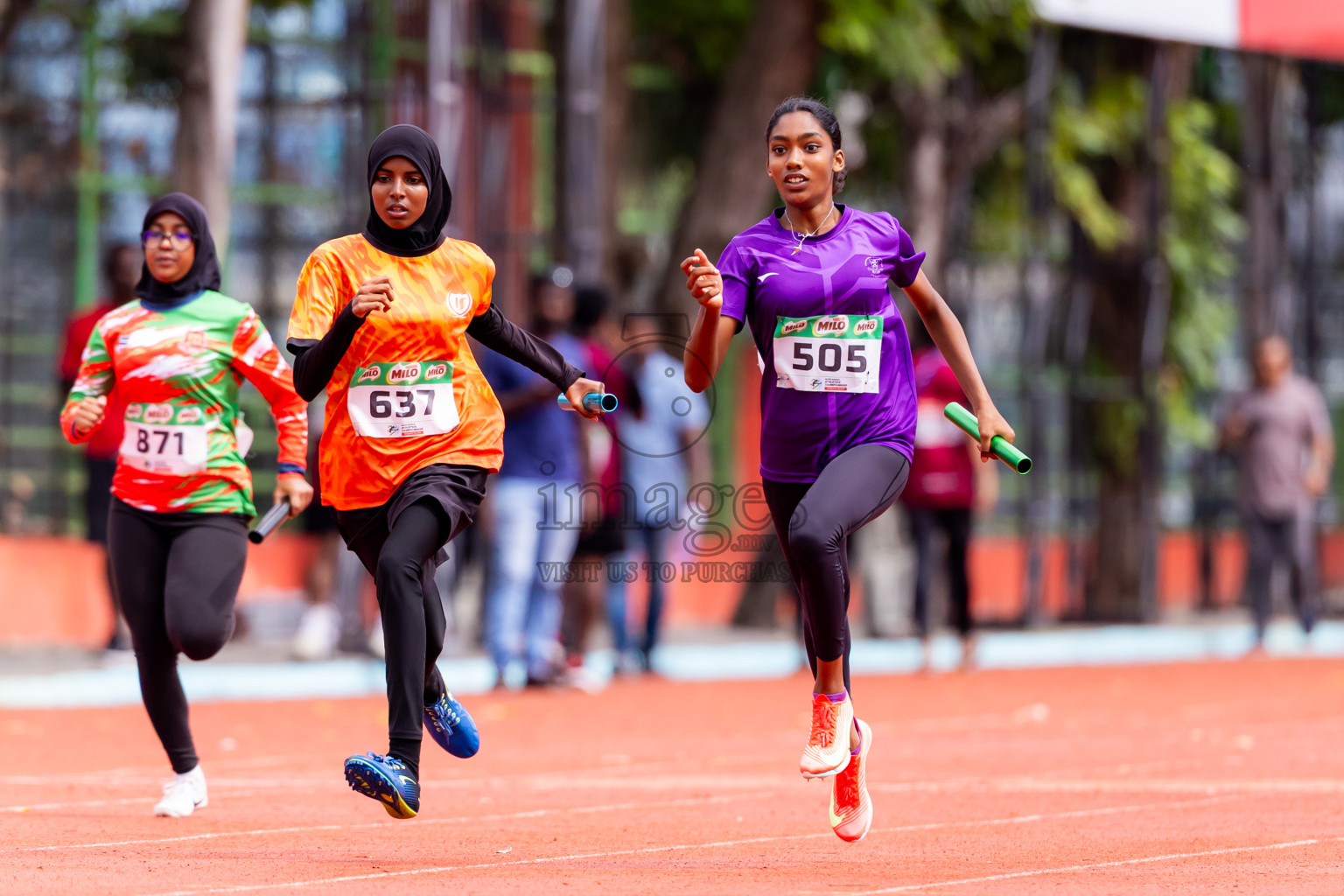 Day 6 of Inter-school Athletics Championship 2025 held in Ekuveni Synthetic Track, Male', Maldives on Sunday, 12th October 2025. Photos by: Nausham Waheed / Images.mv