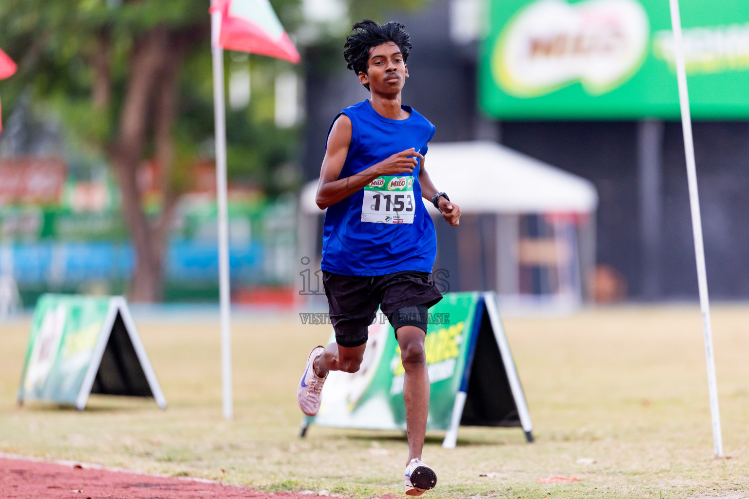Day 1 of Inter-school Athletics Championship 2025 held in Ekuveni Synthetic Track, Male', Maldives on Monday, 06th October 2025. Photos by: Nausham Waheed / Images.mv