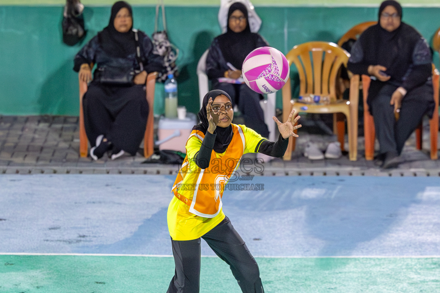 KYRC vs Youth United Sports Club in Division 1 of of National Netball Tournament 2025 held in Ekuveni Netball Court at Male', Maldives on Thursday, 22nd May 2025. Photos: Mohamed Mahfooz Moosa / images.mv
