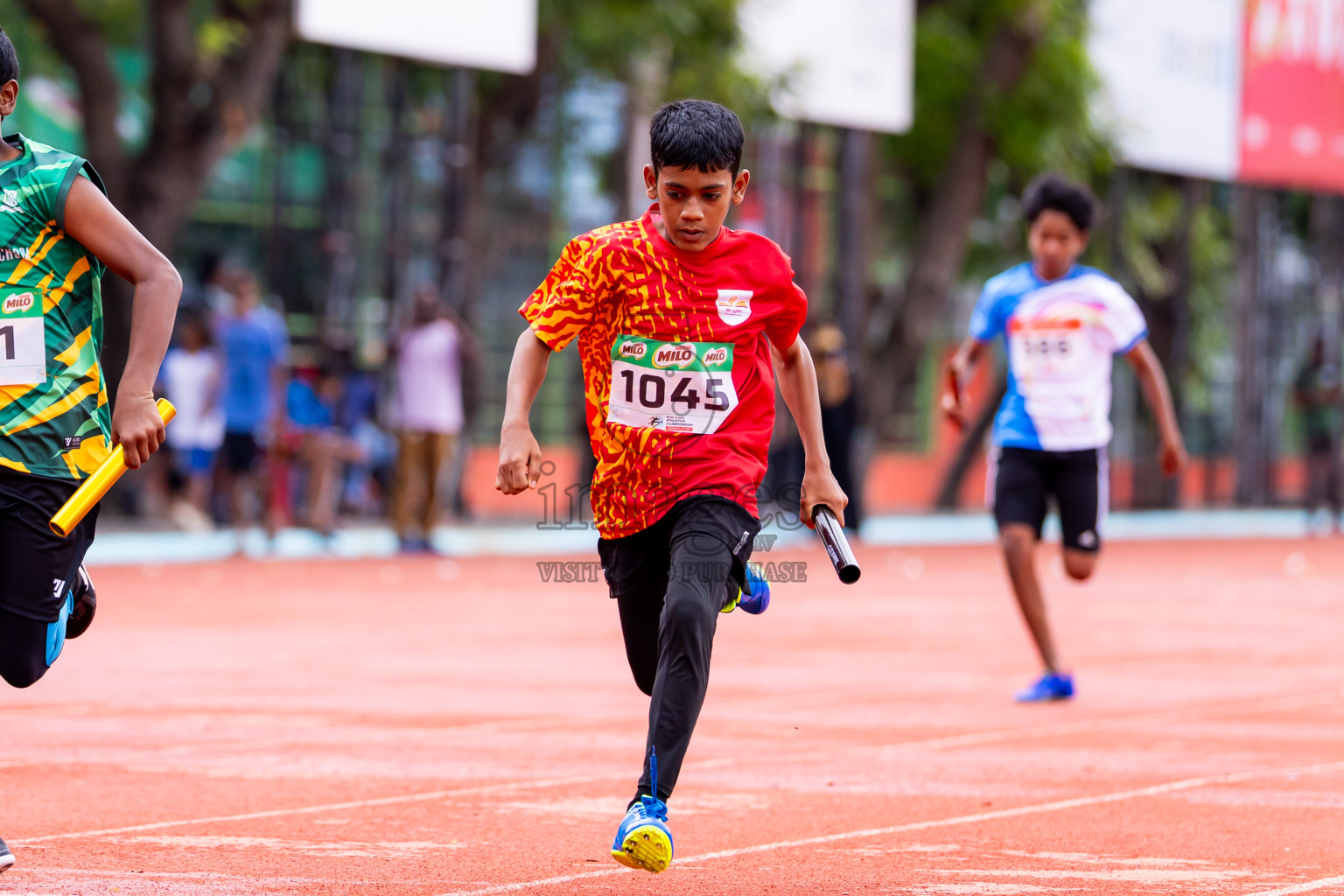 Day 6 of Inter-school Athletics Championship 2025 held in Ekuveni Synthetic Track, Male', Maldives on Sunday, 12th October 2025. Photos by: Nausham Waheed / Images.mv