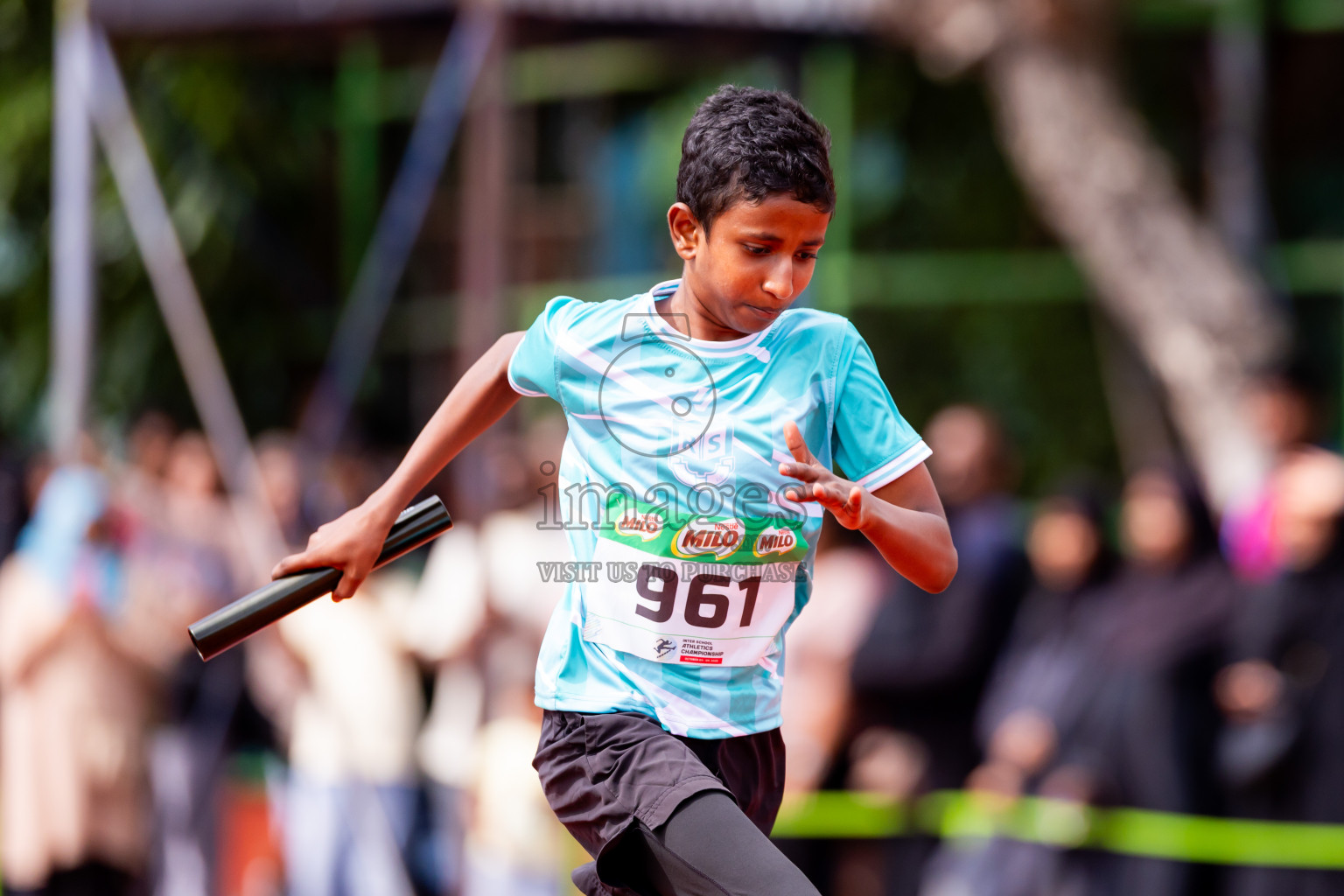 Day 6 of Inter-school Athletics Championship 2025 held in Ekuveni Synthetic Track, Male', Maldives on Sunday, 12th October 2025. Photos by: Nausham Waheed / Images.mv