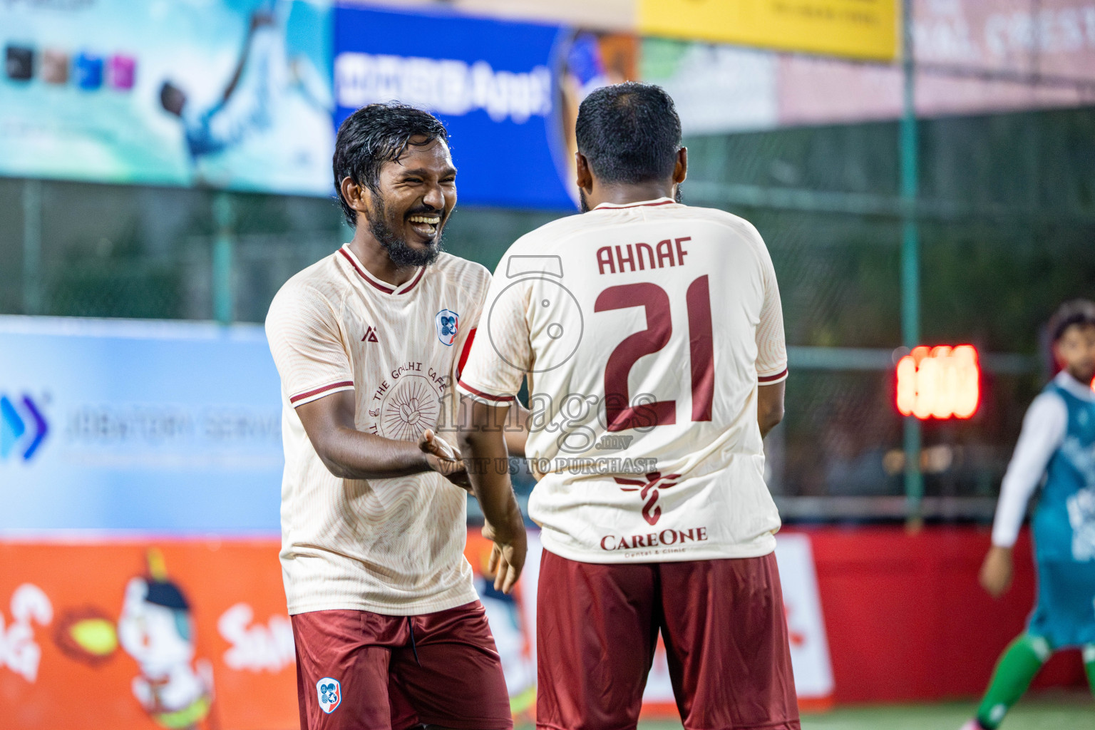 CLUB 220 vs HES CLUB Maldives Classic 2024 held in Rehendi Futsal Ground, Hulhumale', Maldives on Thursday, 12th September 2024. 
Photos: Hassan Simah / images.mv