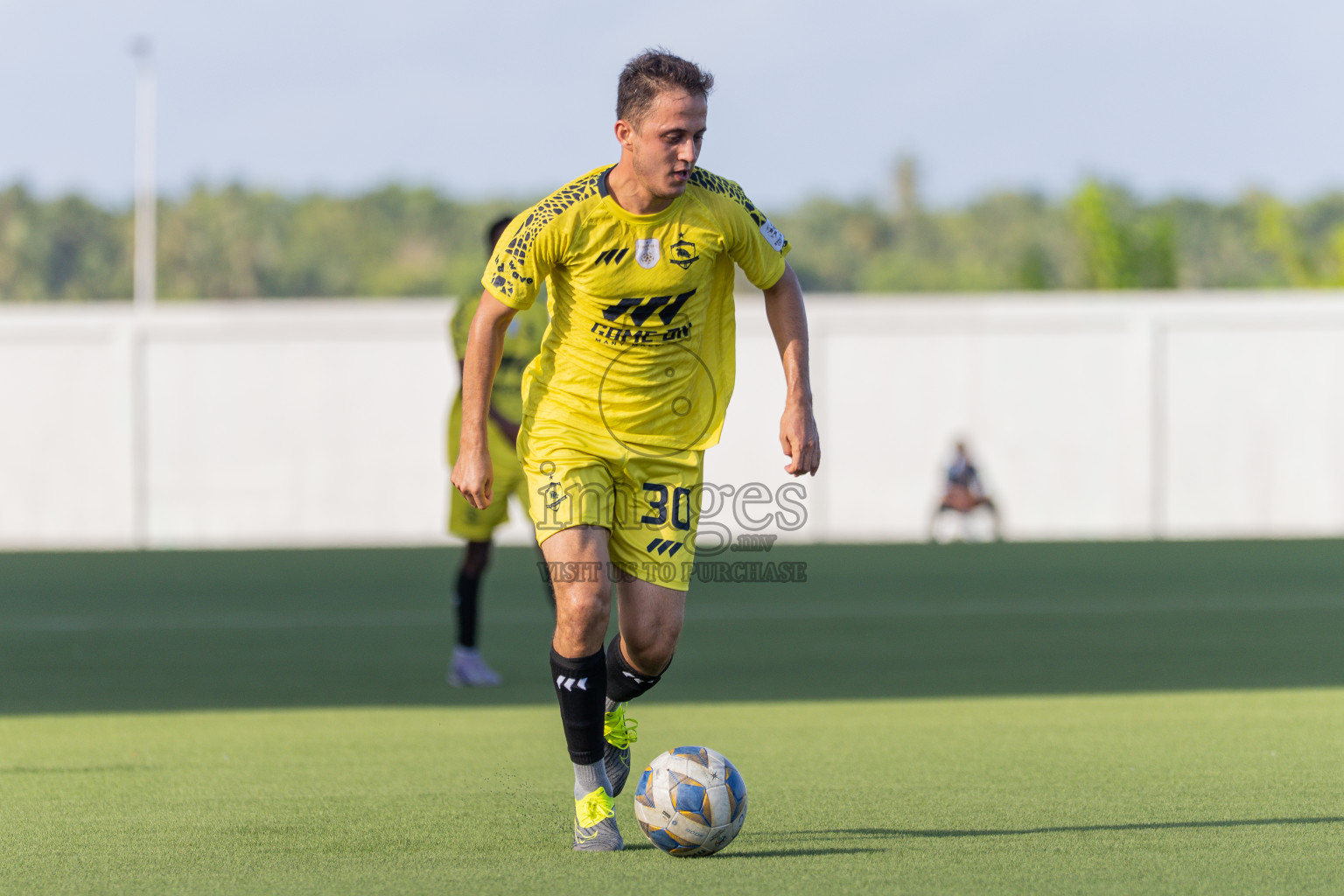 Velaa Sports Club vs Team Middle East in Day 3 of Eydhafushi Cup 2025 held in Eydhafushi Football Stadium at B. Eydhafushi, Maldives on Sunday, 7th September 2025. Photos: Arif Rasheed / images.mv