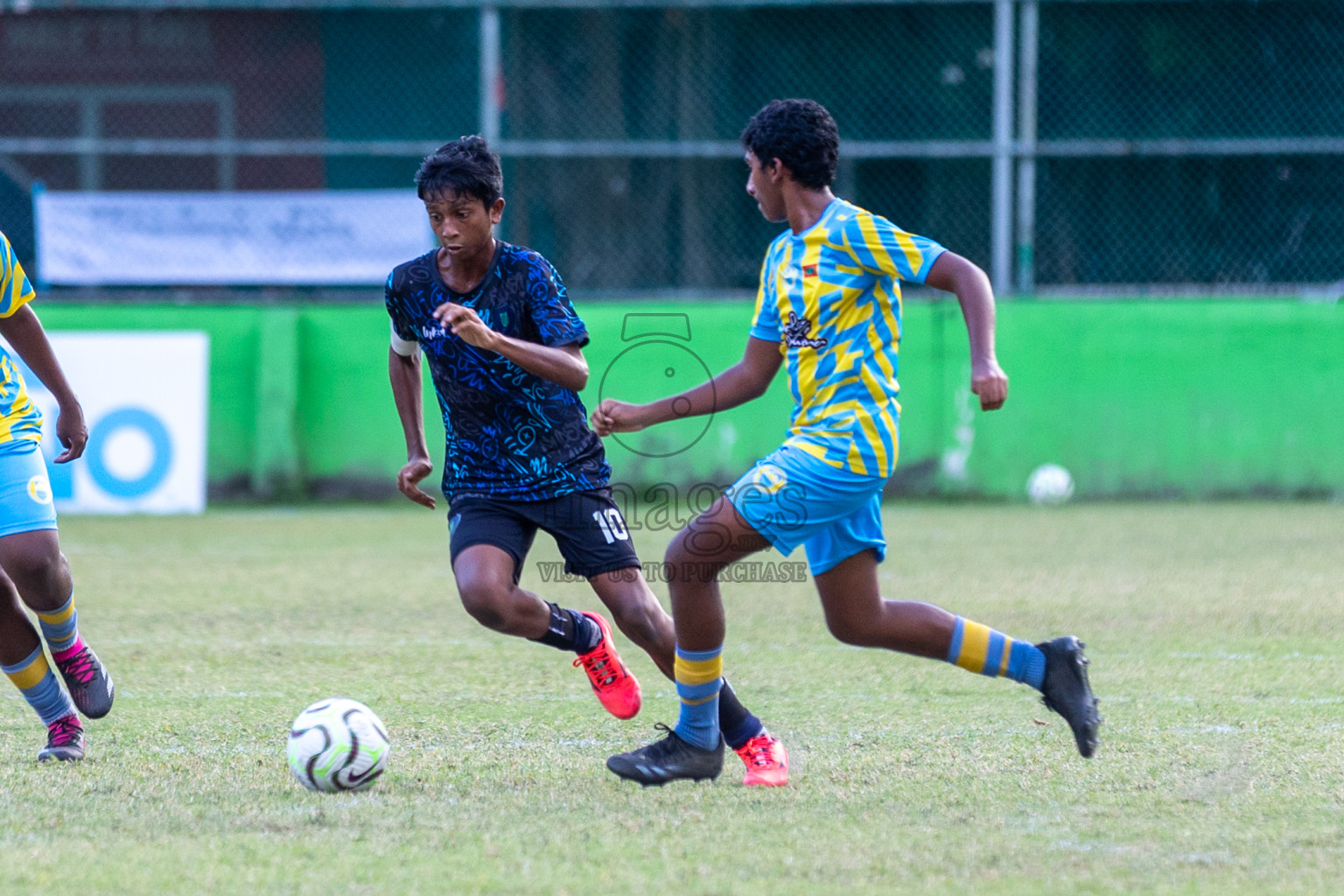 Club Valencia vs Super United Sports (U14) in Day 9 of Dhivehi Youth League 2024 held at Henveiru Stadium on Saturday, 14th December 2024. Photos: Mohamed Mahfooz Moosa / Images.mv