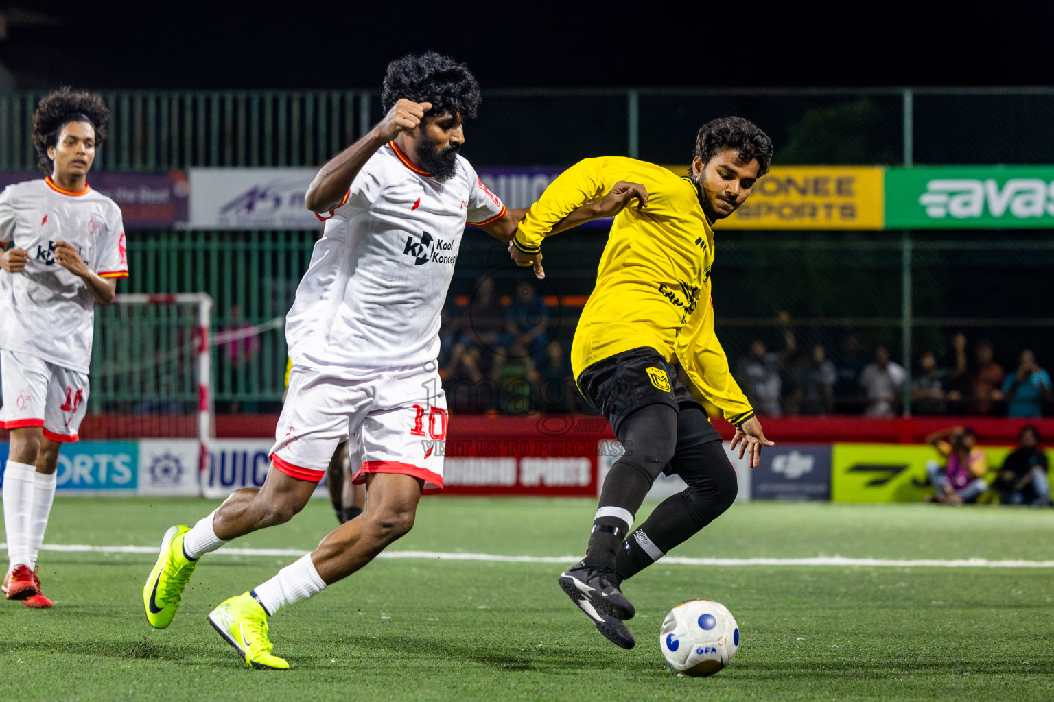 F Magoodhoo vs F Dharanboodhoo in Day 21 of Golden Futsal Challenge 2025 was held on Saturday , 25th January 2025, in Hulhumale', Maldives. Photos: Nausham Waheed / images.mv