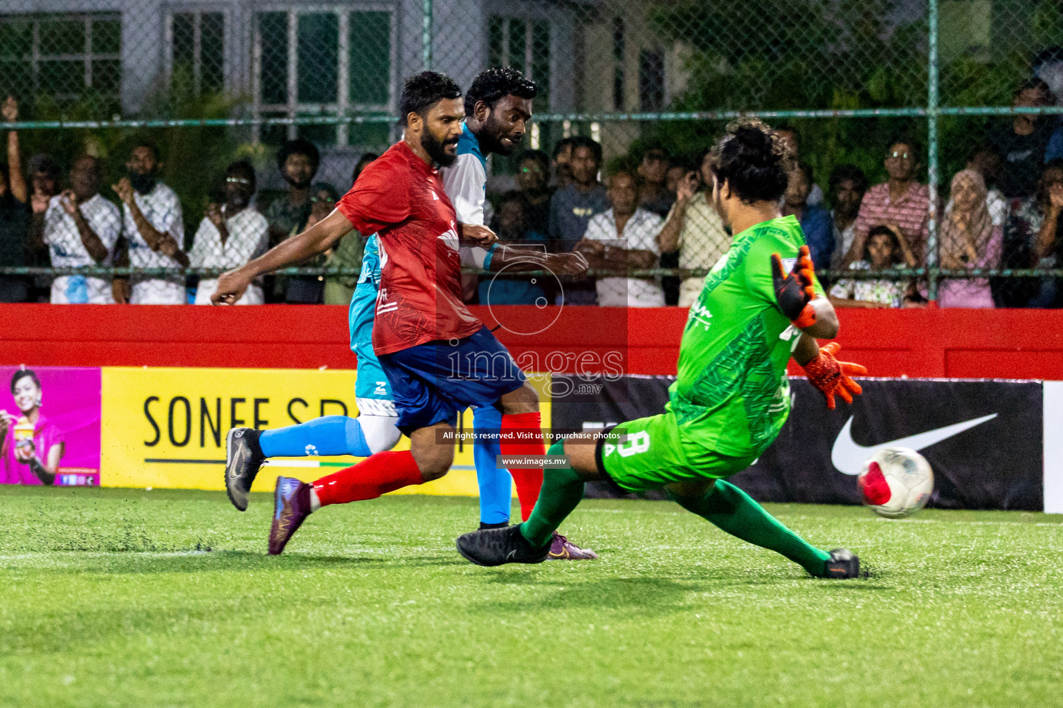 HA. Dhidhdhoo vs HA. Muraidhoo in Day 6 of Golden Futsal Challenge 2023 on 10 February 2023 in Hulhumale, Male, Maldives