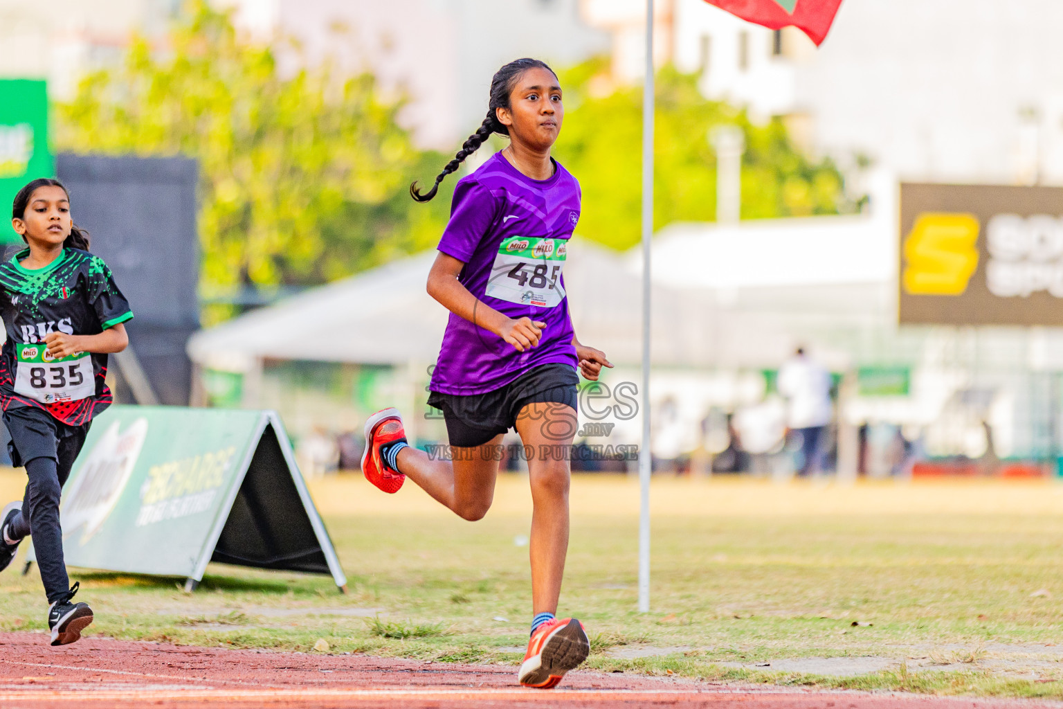 Day 3 of Inter-school Athletics Championship 2025 held in Ekuveni Synthetic Track, Male', Maldives on Wednesday, 08th October 2025. Photos by: Areef Adam  / Images.mv