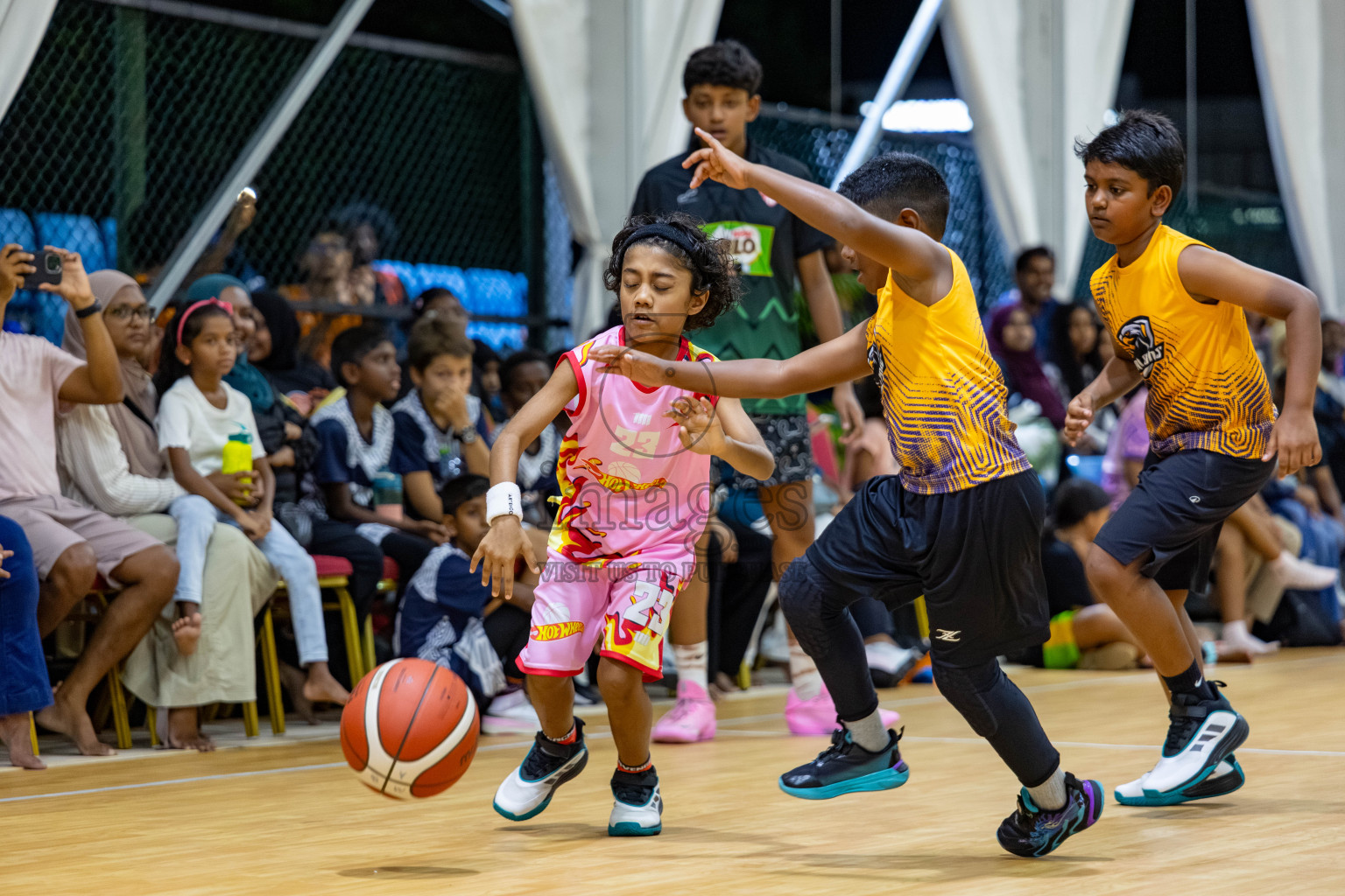 Milo 5 x 5 Junior Challenge 2025 - Basketball tournament held in Basketball Training Center, Male', Maldives on Thursday, 09th October 2025. 
Photo by: Hassan Simah / Images.mv