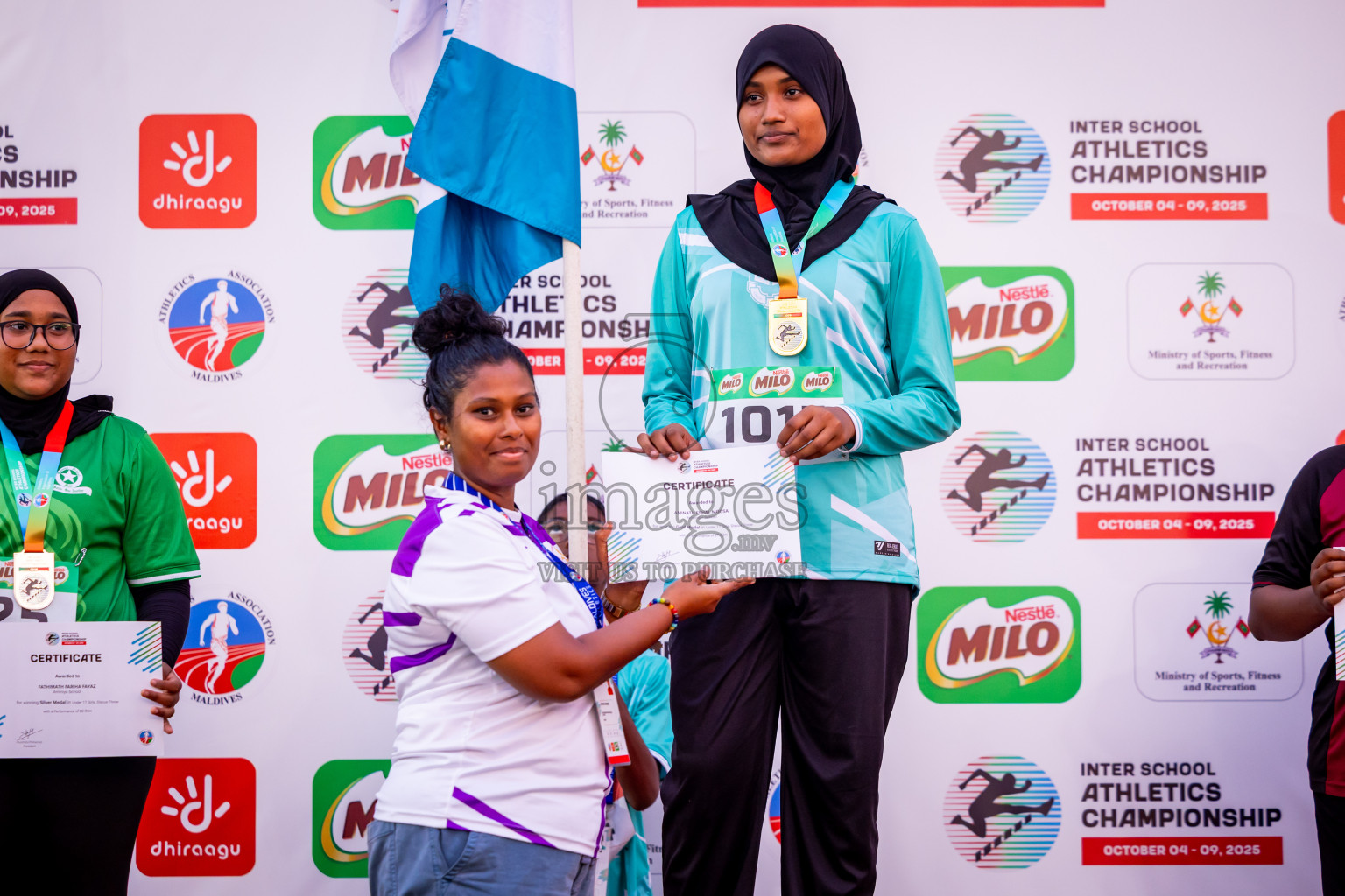 Day 3 of Inter-school Athletics Championship 2025 held in Ekuveni Synthetic Track, Male', Maldives on Wednesday, 08th October 2025. Photos by: Nausham Waheed / Images.mv