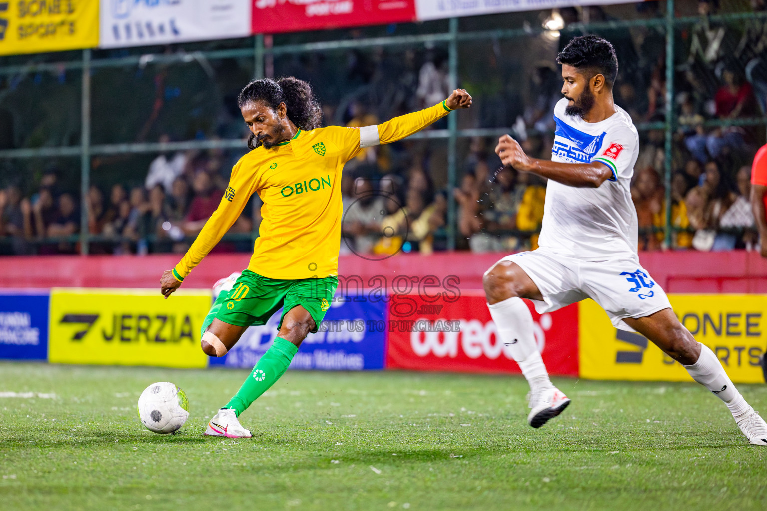 S Hithadhoo vs GDh Vaadhoo on Day 37 of Golden Futsal Challenge 2024 was held on Thursday, 22nd February 2024, in Hulhumale', Maldives
Photos: Mohamed Mahfooz Moosa/ images.mv