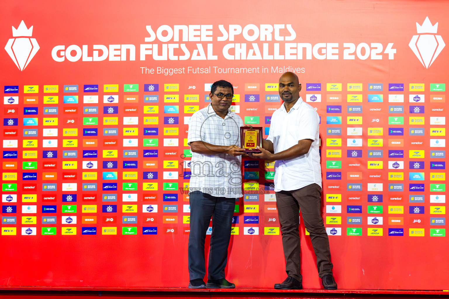 L. Gan VS B. Eydhafushi in the Finals of Golden Futsal Challenge 2024 which was held on Thursday, 7th March 2024, in Hulhumale', Maldives. 
Photos: Hassan Simah / images.mv