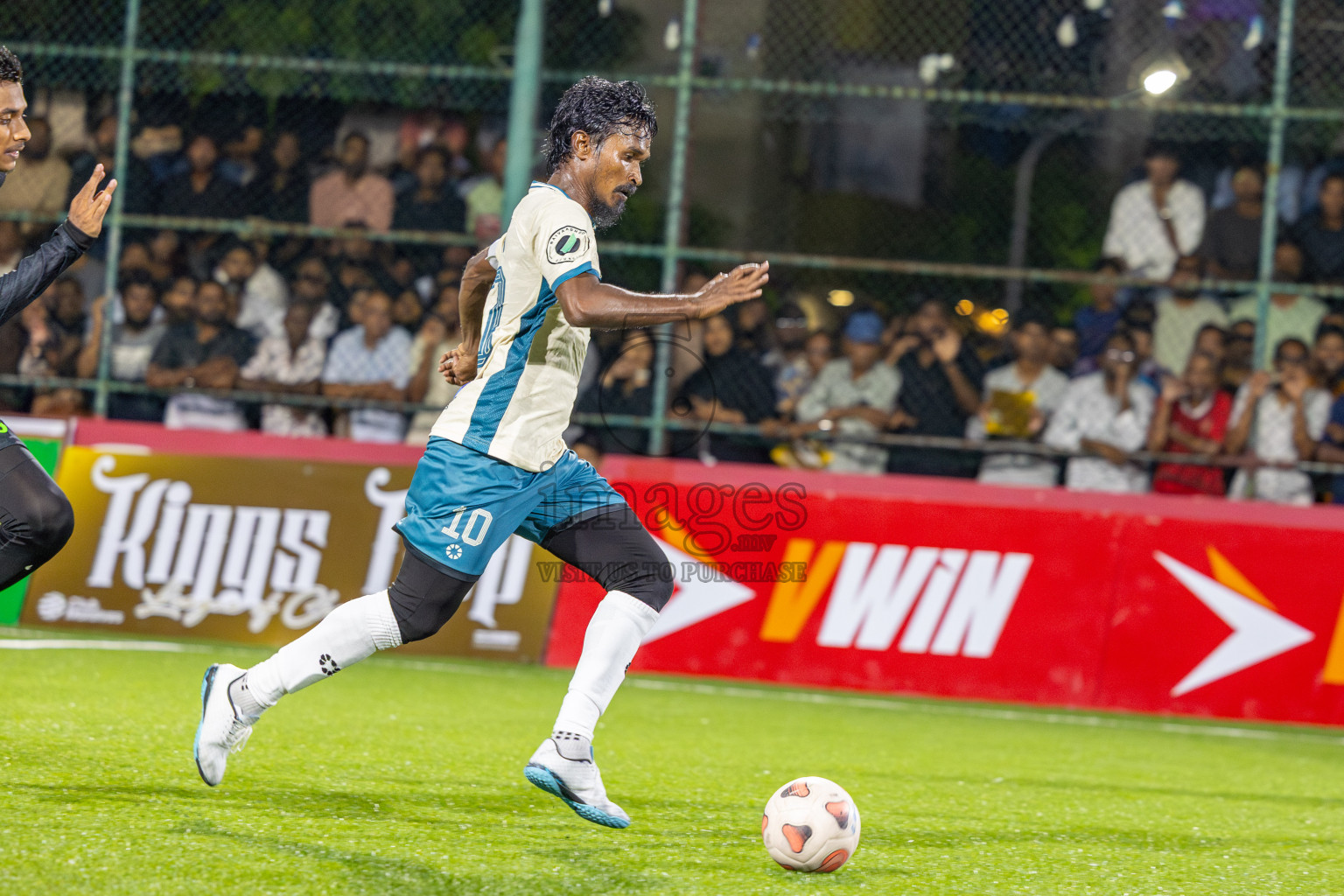 Road Recreation Club vs Team Naivaadhoo in Kings Cup of Club Maldives  2025 was held in Rehendhi Futsal Ground, Hulhumale', Maldives on Saturday, 6th September 2025. Photos: Ismail Thoriq / images.mv