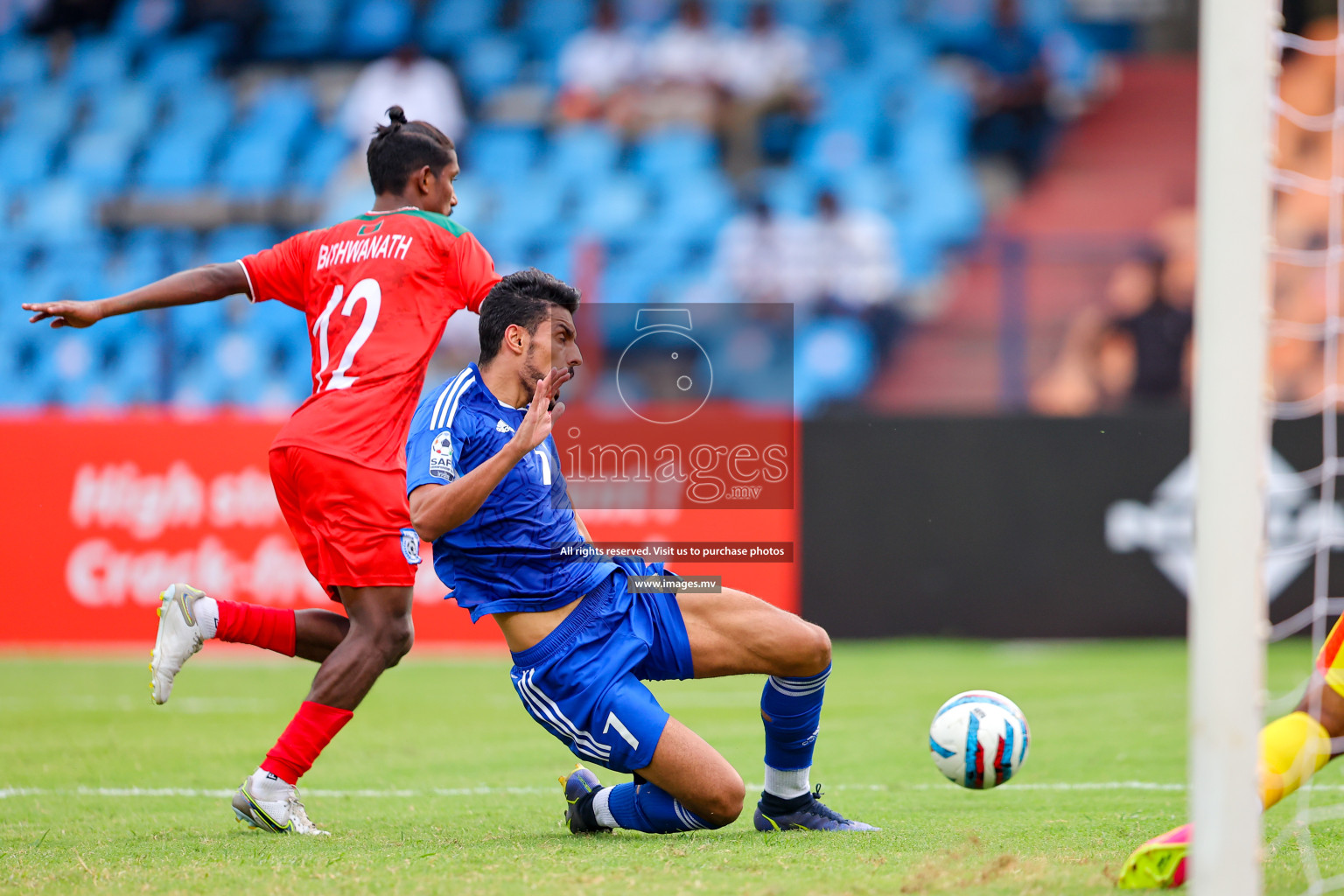 Kuwait vs Bangladesh in the Semi-final of SAFF Championship 2023 held in Sree Kanteerava Stadium, Bengaluru, India, on Saturday, 1st July 2023. Photos: Nausham Waheed, Hassan Simah / images.mv