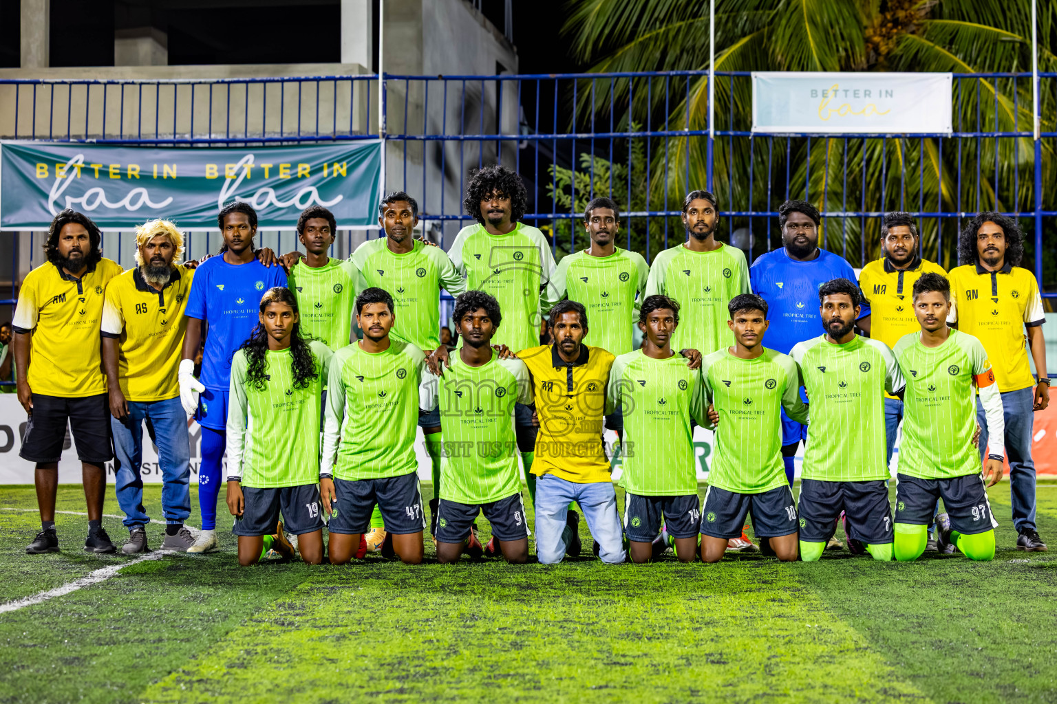 Fehendhoo vs Kihaadhoo in Day 5 of Better in Baa Futsal Fiesta 2025 Men's division held in B. Eydhafushi, Maldives on Sunday, 9th November 2025. Photos: Nausham Waheed / images.mv