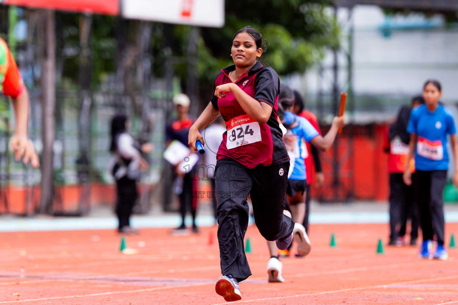 Day 6 of Inter-school Athletics Championship 2025 held in Ekuveni Synthetic Track, Male', Maldives on Sunday, 12th October 2025. Photos by: Nausham Waheed / Images.mv