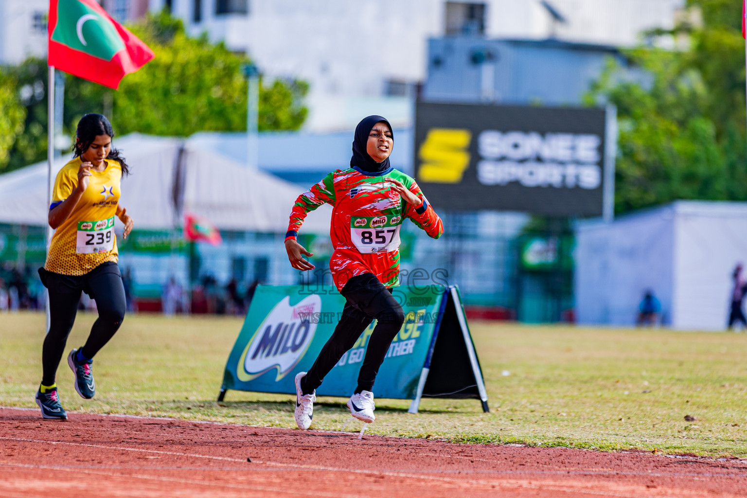 Day 3 of Inter-school Athletics Championship 2025 held in Ekuveni Synthetic Track, Male', Maldives on Wednesday, 08th October 2025. Photos by: Areef Adam / Images.mv
