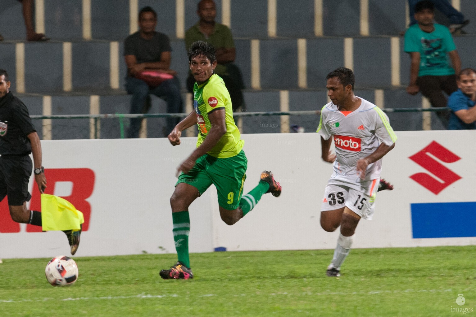 President's CUP 2016, Maziya Sports & Recreation vs S.Feydhoo Wednesday, November . 15, 2016. (Images.mv Photo/ Abdulla Sham).