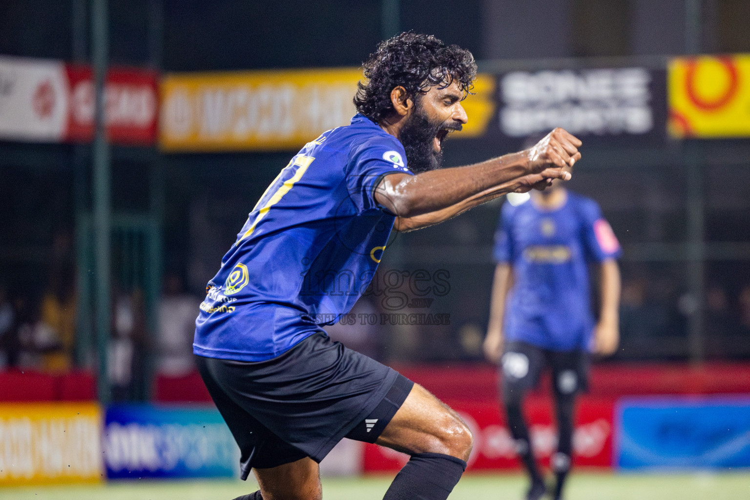 HDh Kumundhoo vs HDh Naivaadhoo in Day 17 of Golden Futsal Challenge 2025 was held on Tuesday, 21st January 2025, in Hulhumale', Maldives. Photos: Nausham Waheed / images.mv
