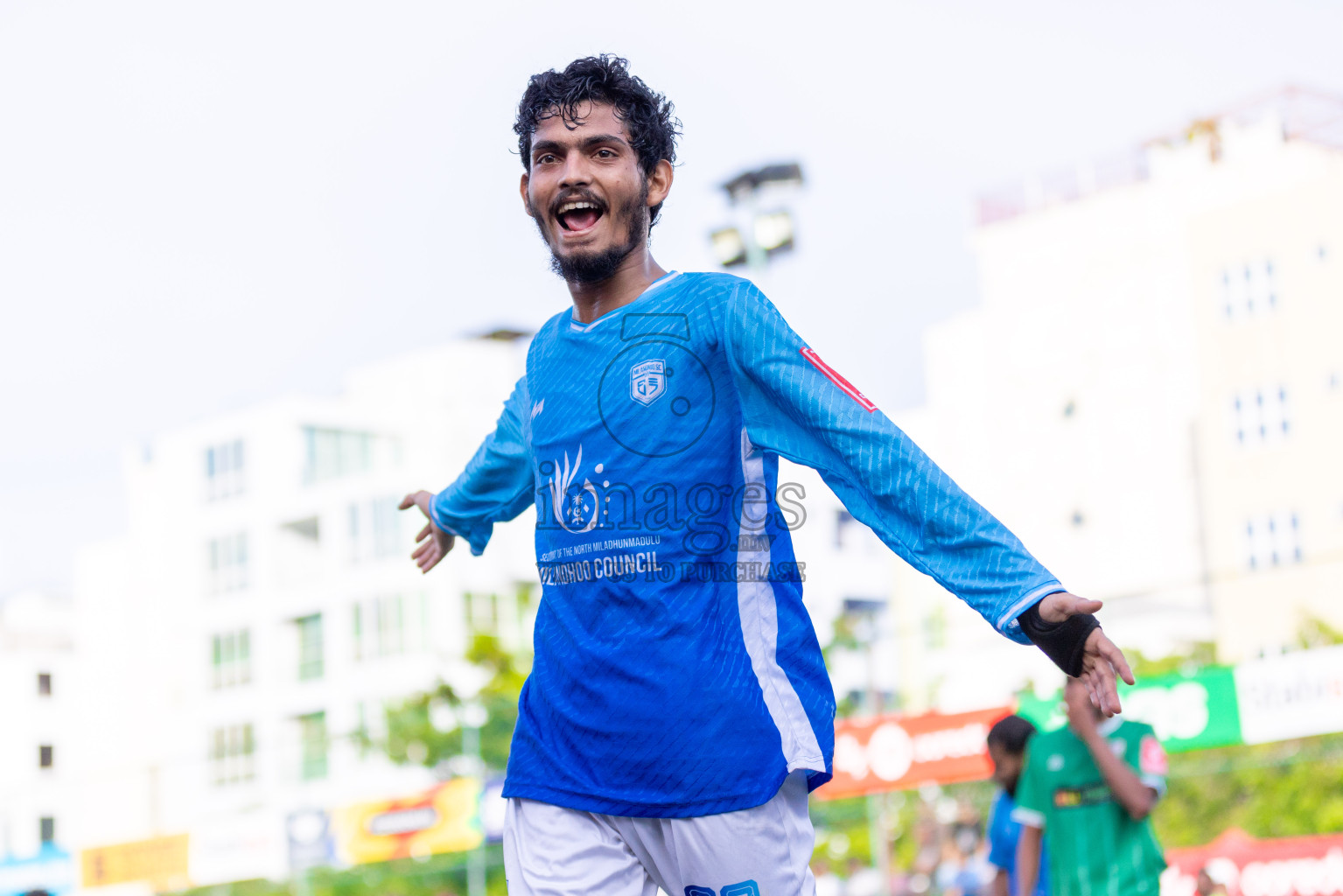 SH. Milandhoo vs Sh. Narudhoo in Day 16 of Golden Futsal Challenge 2025 was held on Monday, 20th January 2025, in Hulhumale', Maldives. Photos: Shuu Abdul Sattar / images.mv
