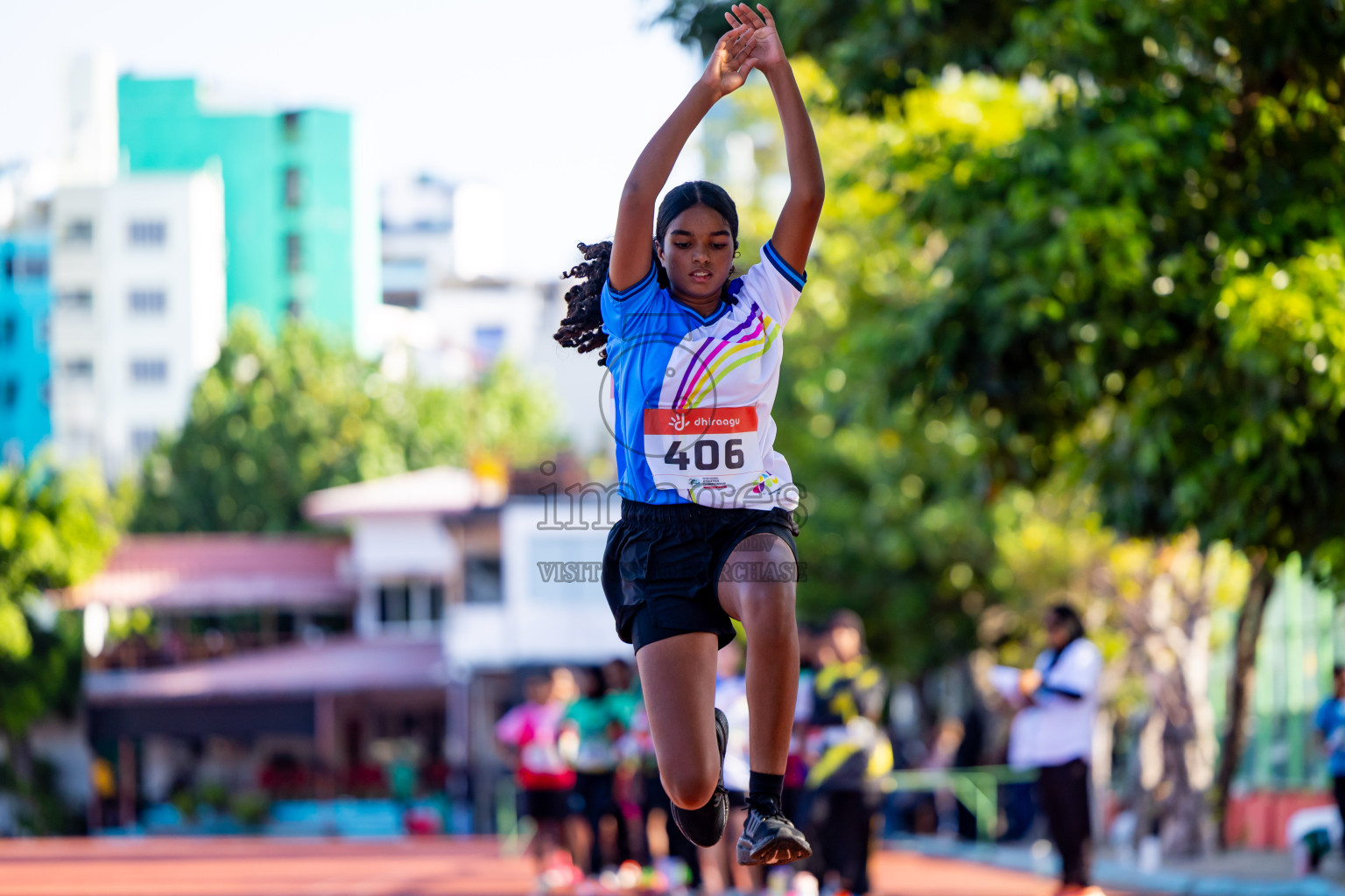 Day 1 of Inter-school Athletics Championship 2025 held in Ekuveni Synthetic Track, Male', Maldives on Monday, 06th October 2025. Photos by: Nausham Waheed / Images.mv