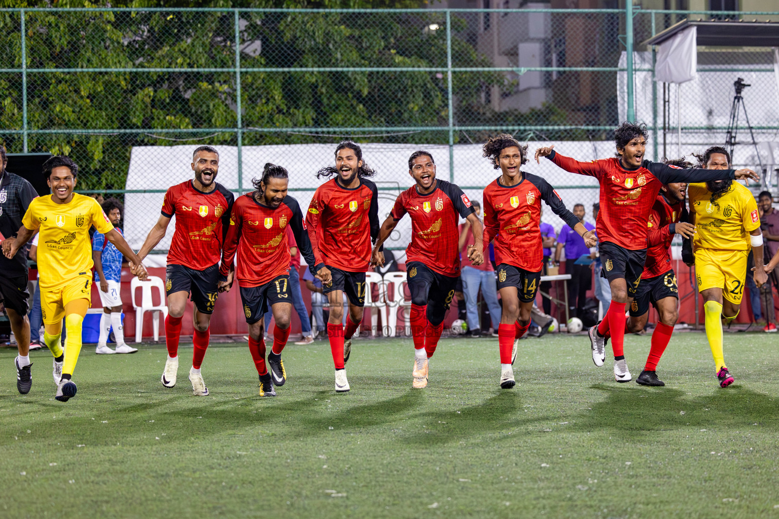 L. Gan VS HDh. Naivaadhoo in Round of 16 on Day 40 of Golden Futsal Challenge 2024 which was held on Tuesday, 27th February 2024, in Hulhumale', Maldives Photos: Hassan Simah / images.mv