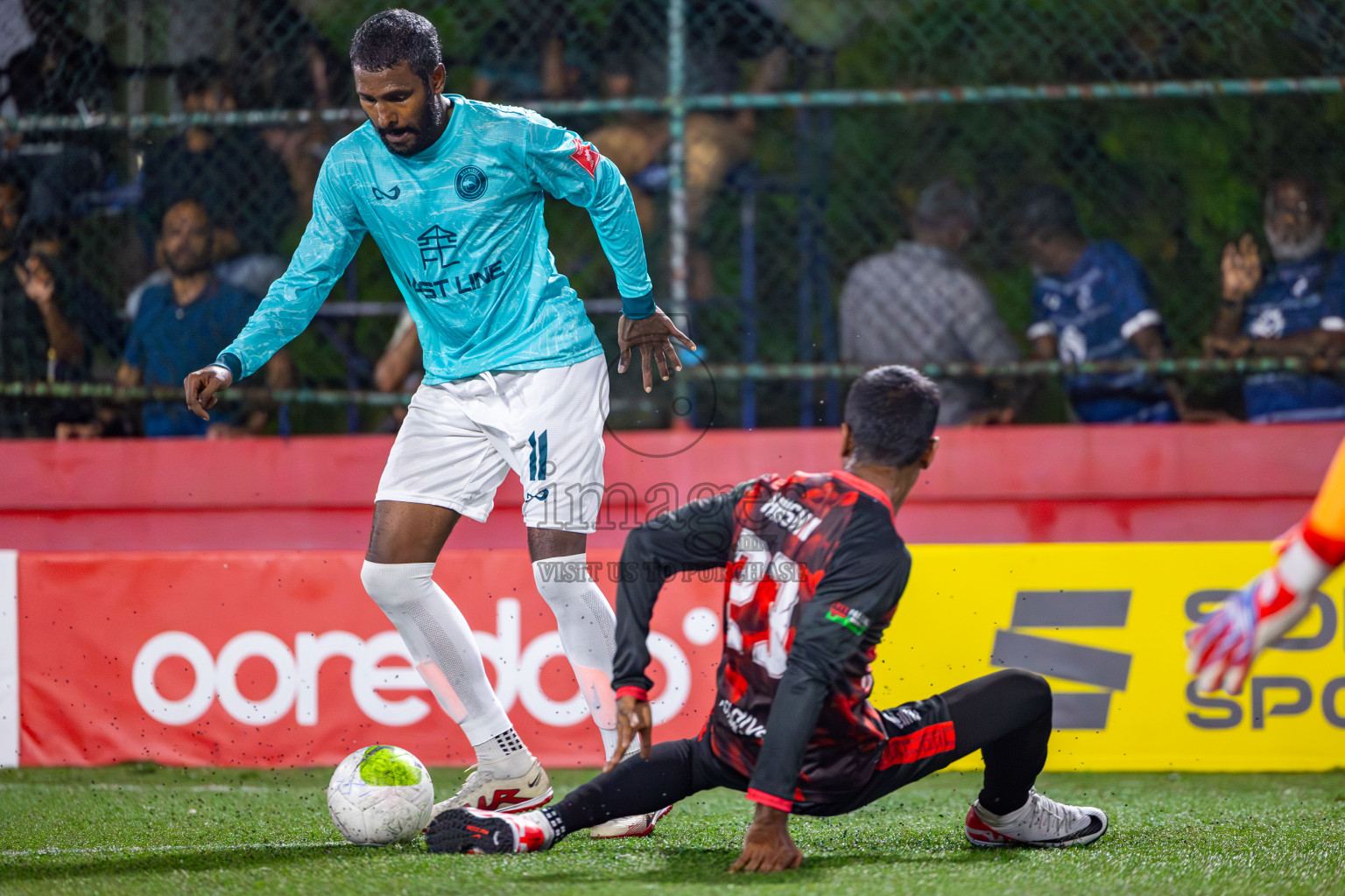 AA Mathiveri vs ADh Maamigili on Day 34 of Golden Futsal Challenge 2024 was held on Monday, 19th February 2024, in Hulhumale', Maldives
Photos: Mohamed Mahfooz Moosa / images.mv