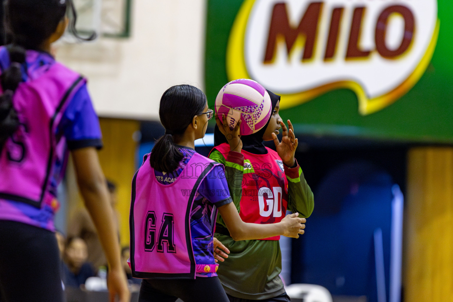 N Sports Acamdemy B vs Fiontti A Team in Day 3 of 3rd Netball Junior Championship, held at Social Center on Tuesday, 21st January 2025 . 
Photos: Hassan Simah / images.mv