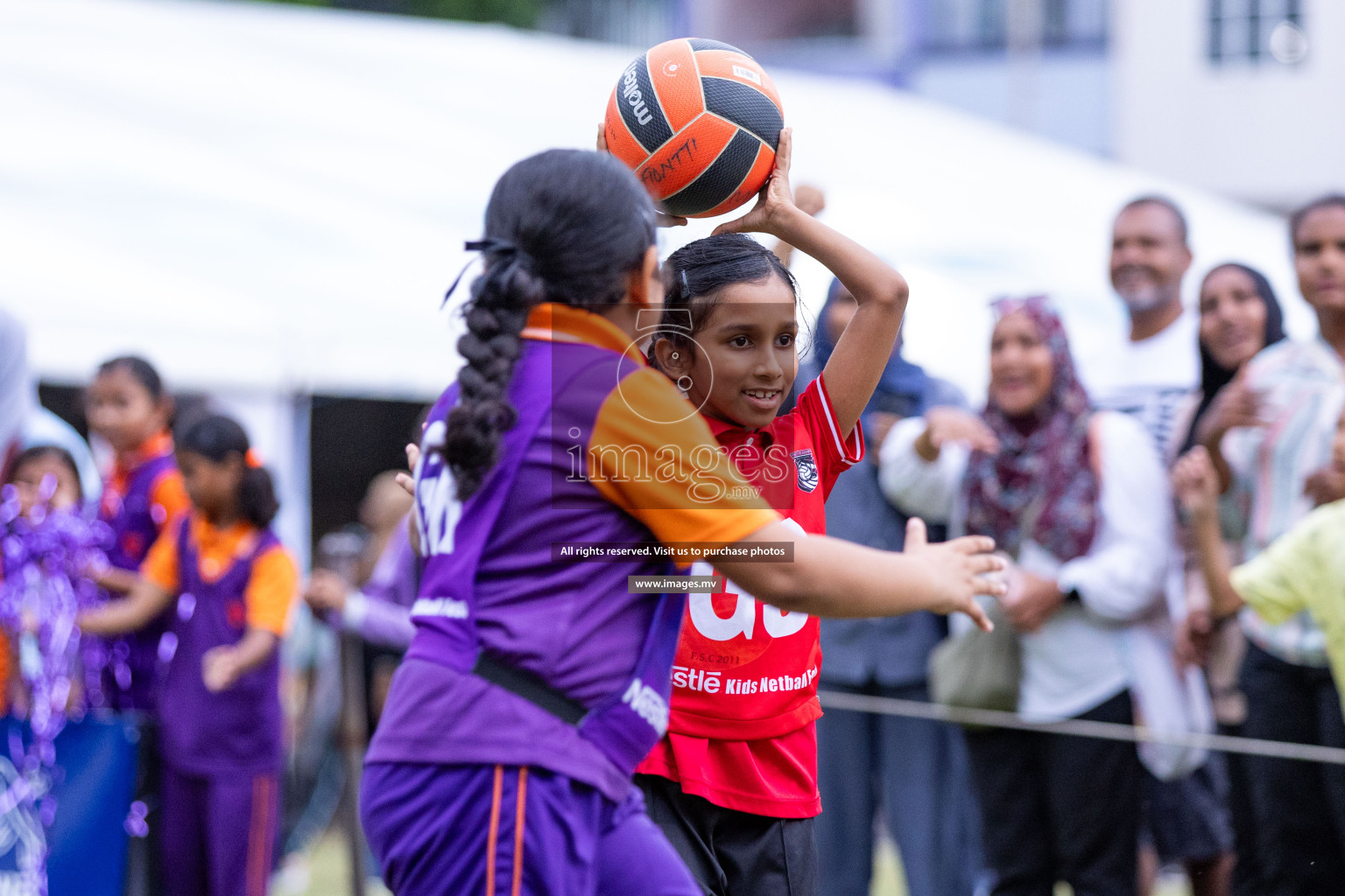 Day 2 of Nestle' Kids Netball Fiesta 2023 held in Henveyru Stadium, Male', Maldives on Thursday, 1st December 2023. Photos by Nausham Waheed / Images.mv