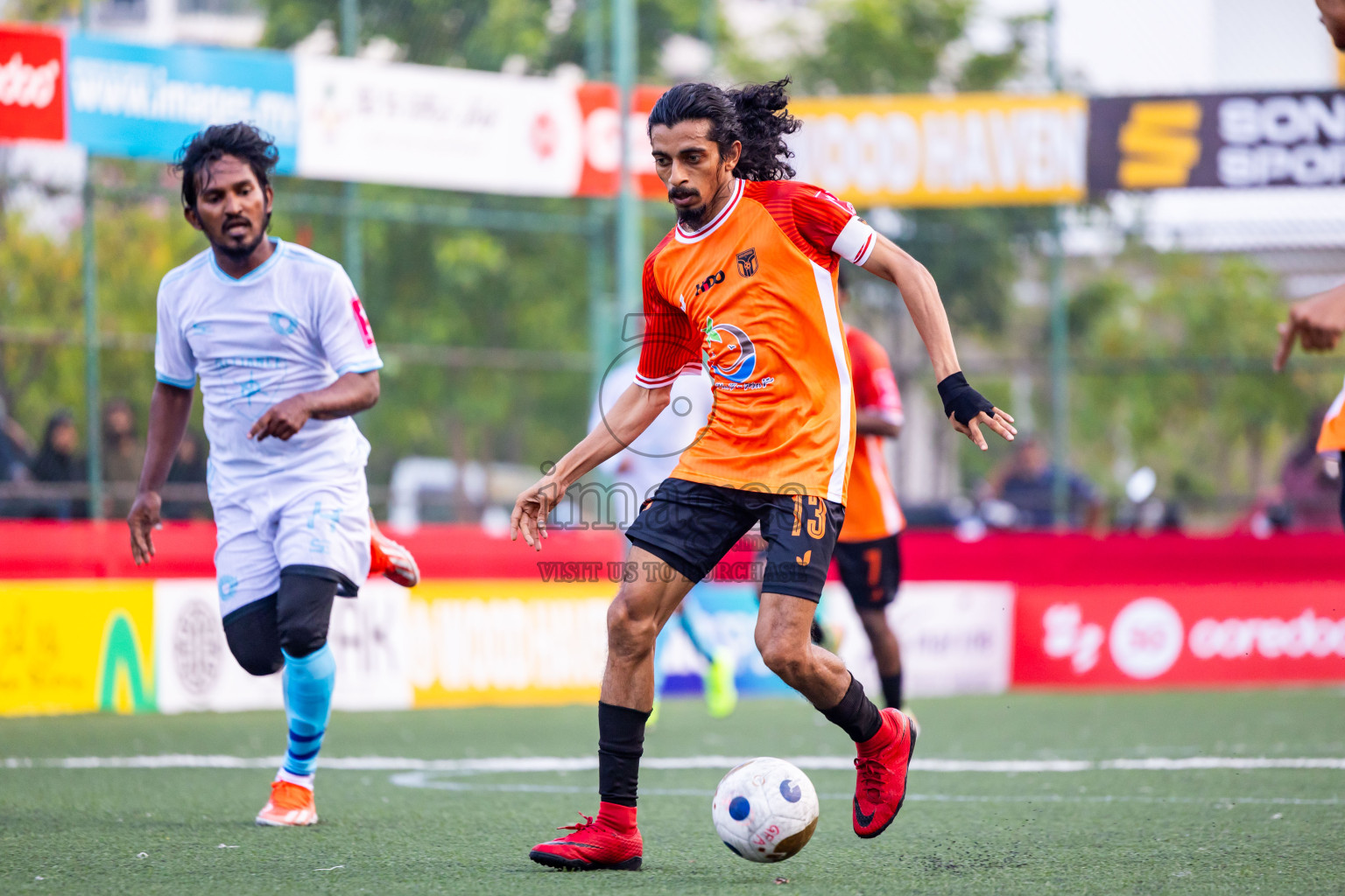 Th Kandoodhoo vs Th Hirilandhoo in Day 14 of Golden Futsal Challenge 2025 was held on Saturday, 18th January 2025, in Hulhumale', Maldives. Photos: Nausham Waheed / images.mv