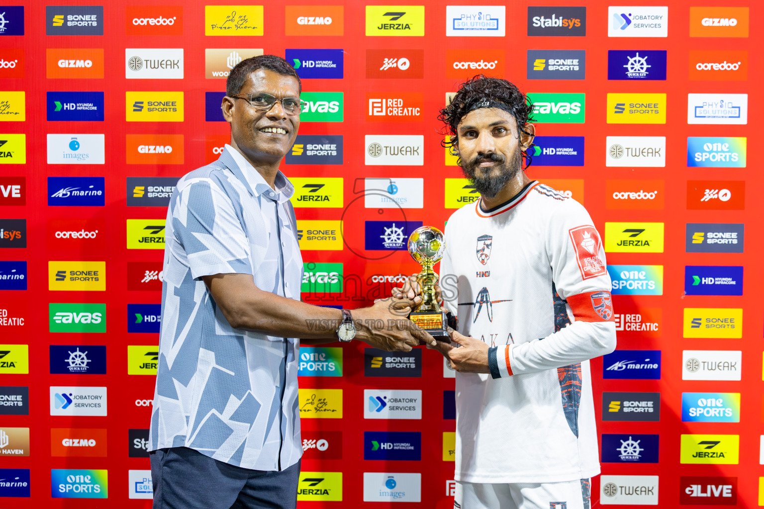 Sh Milandhoo vs R Inguraidhoo in Zone Round on Day 27 of Golden Futsal Challenge 2025 was held on Friday , 31st January 2025, in Hulhumale', Maldives. Photos: Ismail Thoriq / images.mv