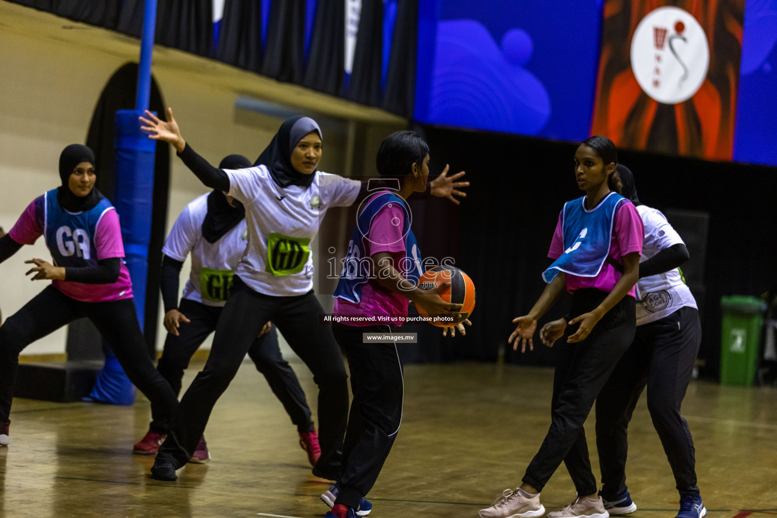 Sports Club Shining Star vs Club Green Streets in the Milo National Netball Tournament 2022 on 17 July 2022, held in Social Center, Male', Maldives. Photographer: Hassan Simah / Images.mv