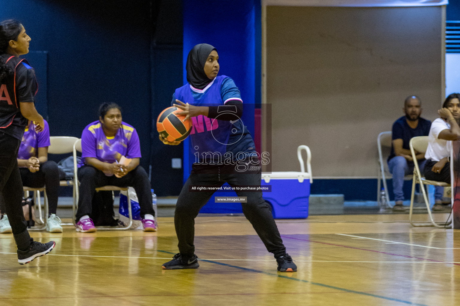 Xenith Sports Club vs Youth United Sports Club in the Milo National Netball Tournament 2022 on 18 July 2022, held in Social Center, Male', Maldives. Photographer: Shuu, Hassan Simah / Images.mv