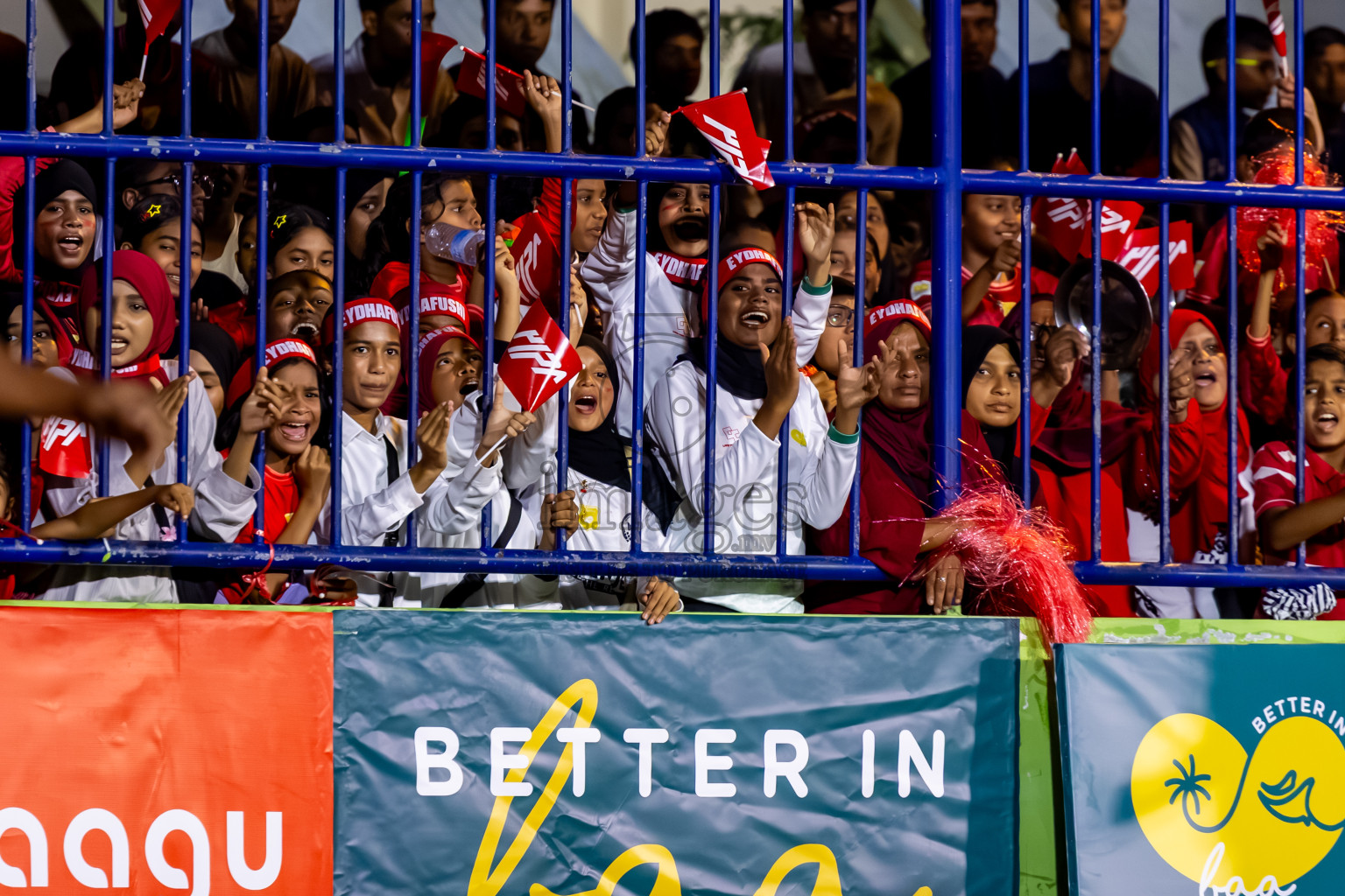 Eydhafushi vs Hithaadhoo in the finals of Better in Baa Futsal Fiesta 2025 Men's division held in B. Eydhafushi, Maldives on Monday, 17th November 2025. Photos: Nausham Waheed / images.mv