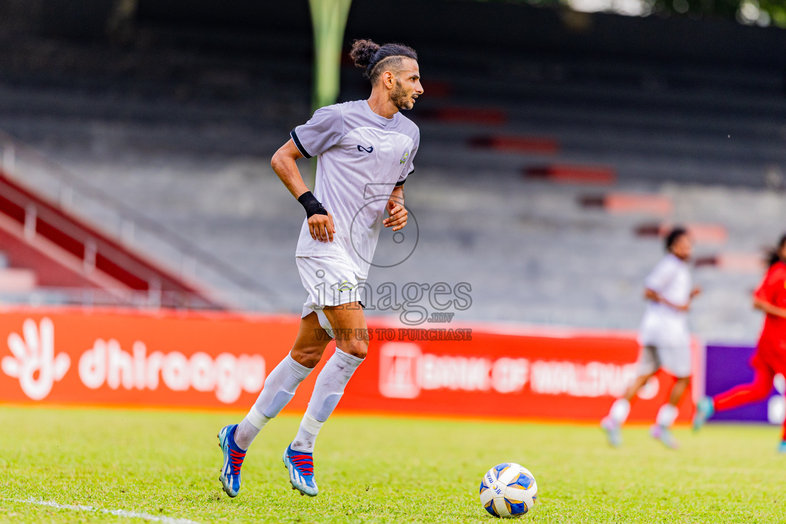 Club Green Streets vs Victory Sports Club in Dhivehi Premier League 2025/26 held in National Football Stadium, Male', Maldives on Thursday, 25th September 2025. Photos: Areef Adam / Images.mv