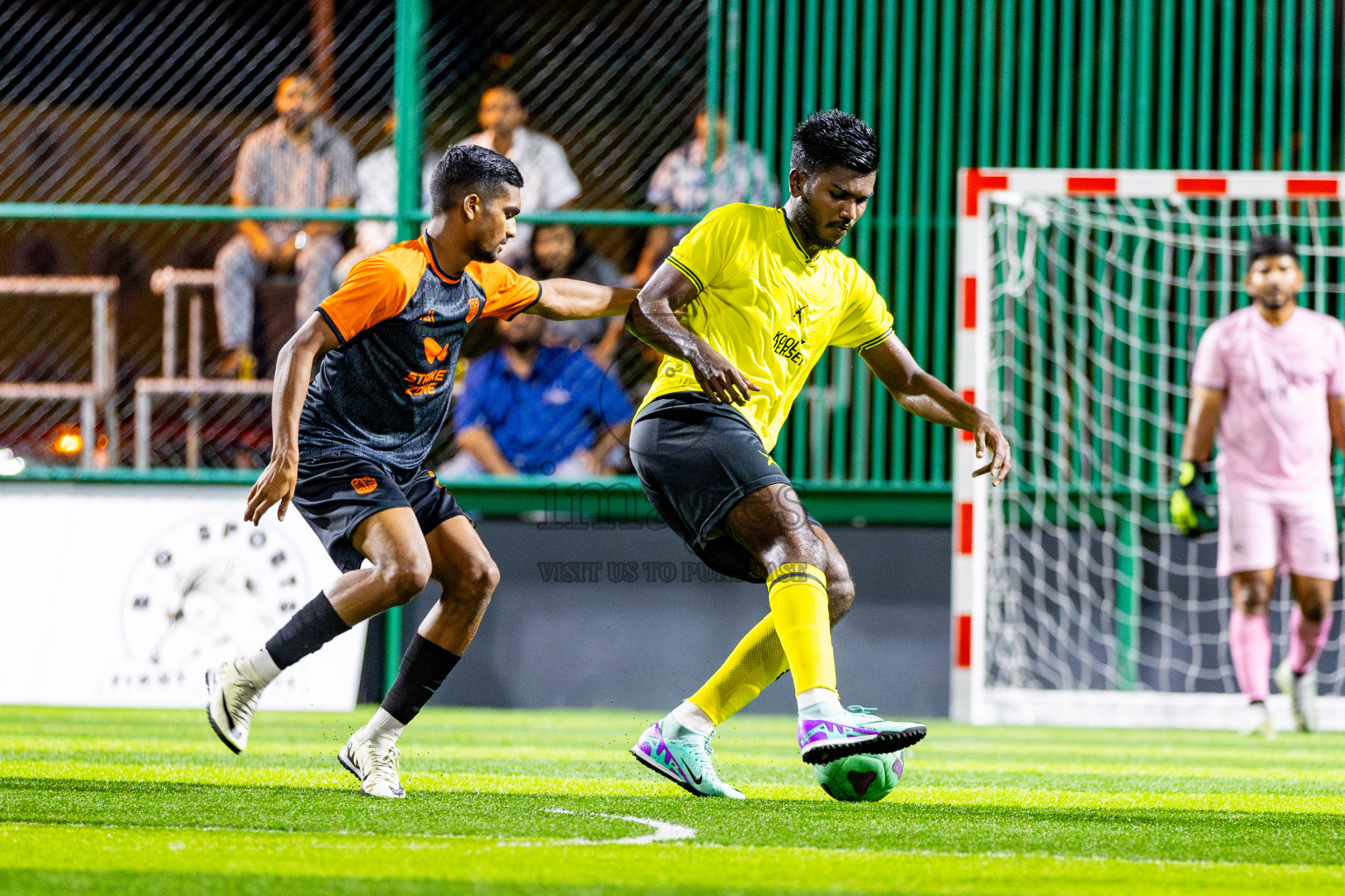 FC Calms vs Xephyrs in Day 1 of Quarter Finals of BG Futsal Challenge 2024 was held on Friday , 29th March 2024, in Male', Maldives Photos: Nausham Waheed / images.mv