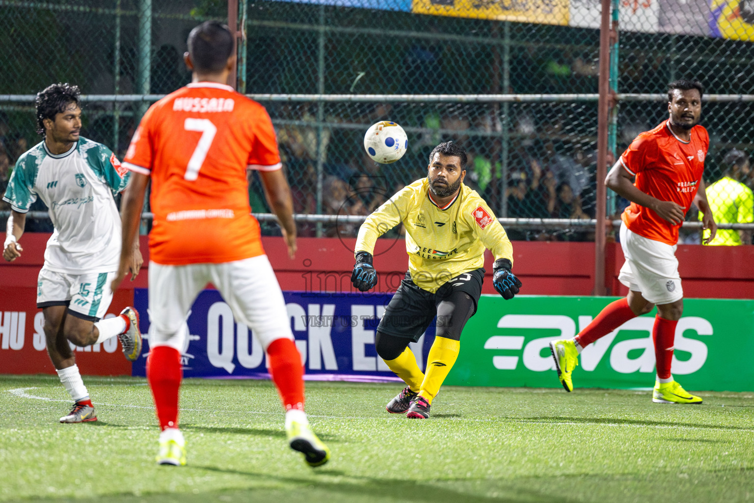 HDh Nolhivaran vs HDh Kumundhoo in Day 13 of Golden Futsal Challenge 2025 was held on Friday, 17th January 2025, in Hulhumale', Maldives 
Photos: Hassan Simah / images.mv