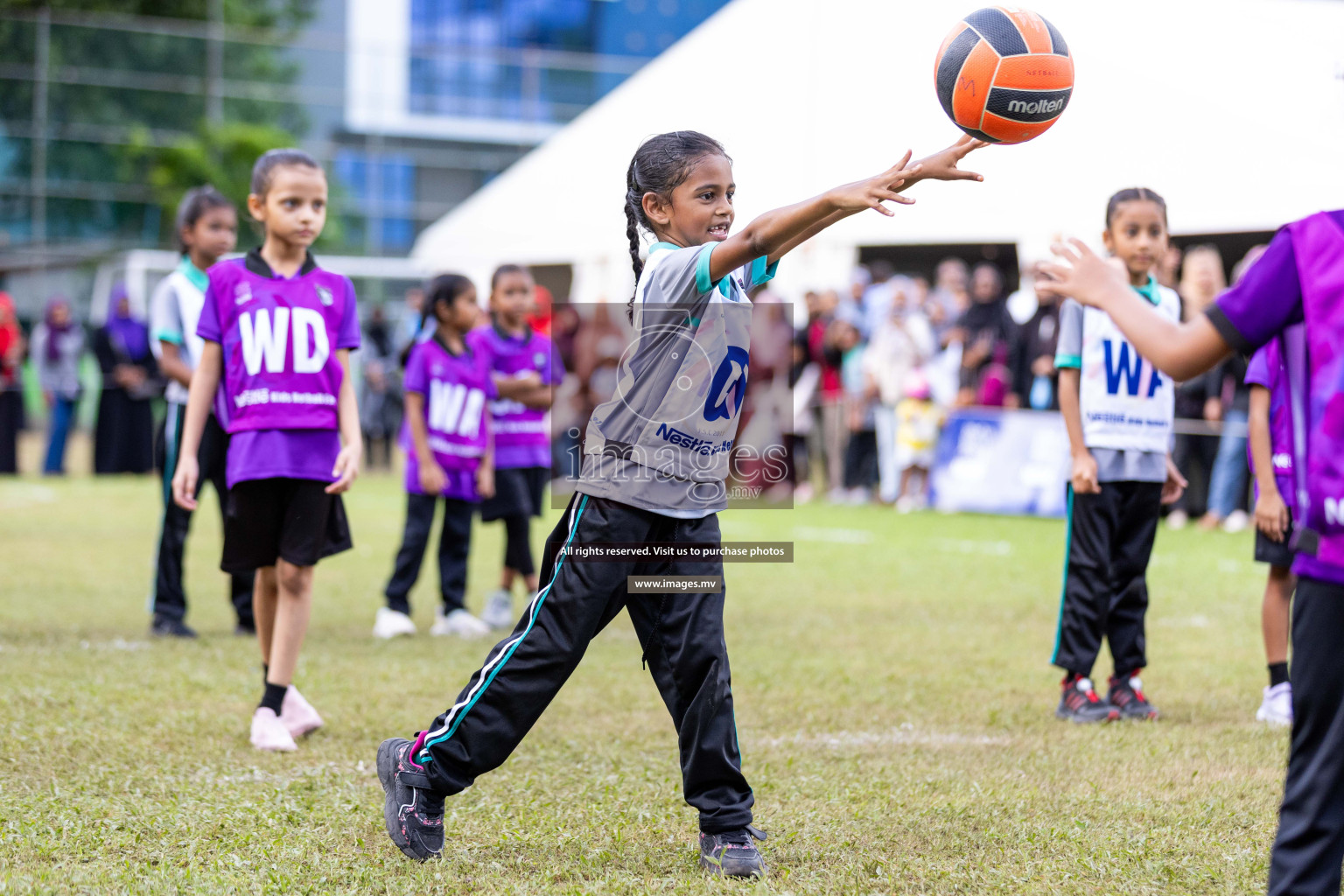 Day 2 of Nestle' Kids Netball Fiesta 2023 held in Henveyru Stadium, Male', Maldives on Thursday, 1st December 2023. Photos by Nausham Waheed / Images.mv