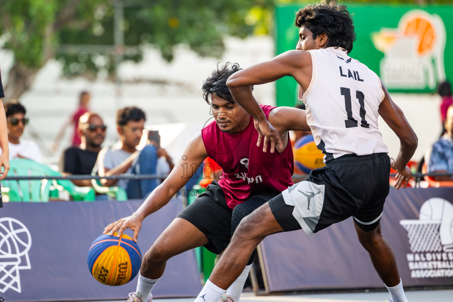 Day 5 of MILO Ramadan 3x3 Challenge 2024 was held in Ekuveni Outdoor Basketball Court at Male', Maldives on Saturday, 16th March 2024.
Photos: Mohamed Mahfooz Moosa / images.mv