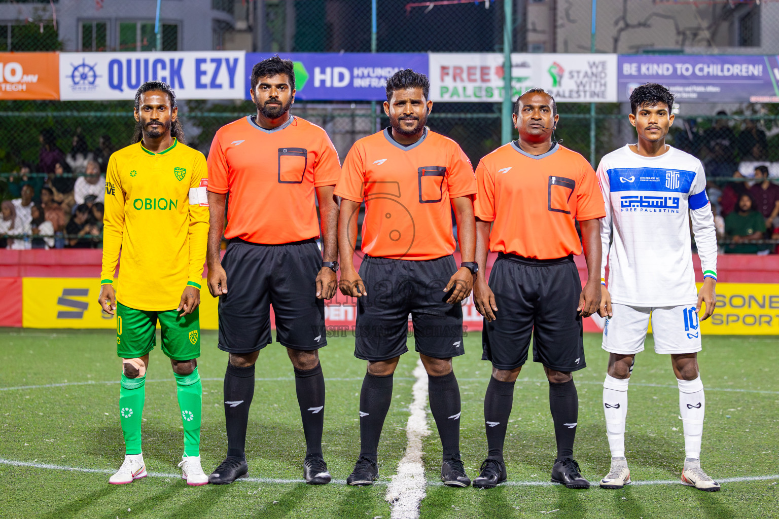 S Hithadhoo vs GDh Vaadhoo on Day 37 of Golden Futsal Challenge 2024 was held on Thursday, 22nd February 2024, in Hulhumale', Maldives
Photos: Mohamed Mahfooz Moosa/ images.mv