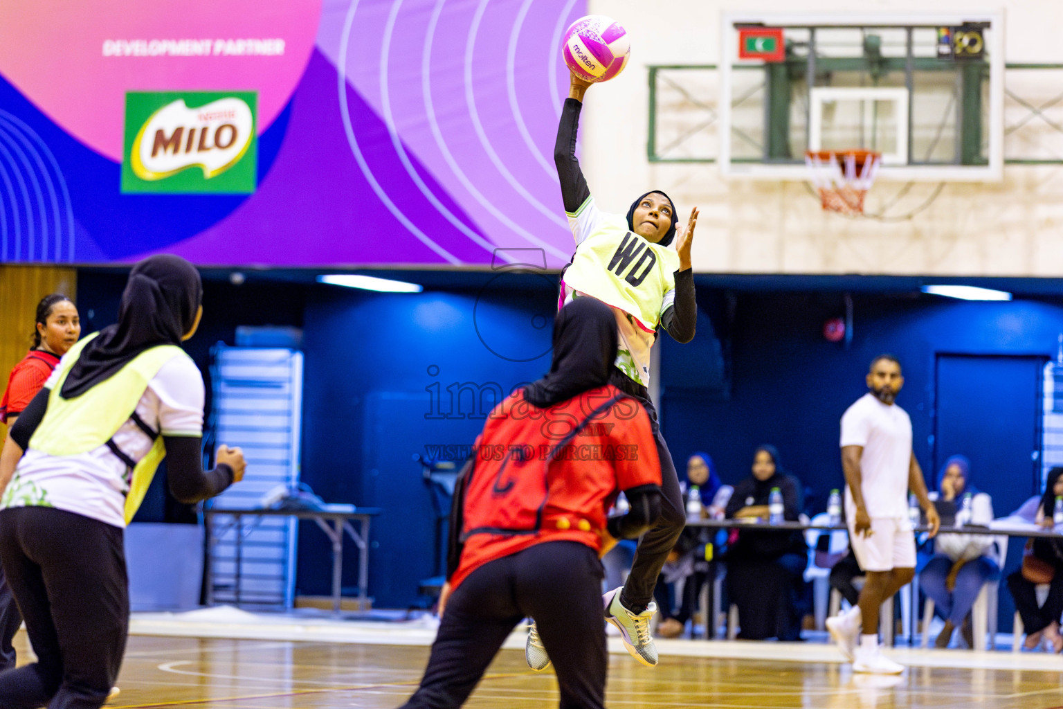 Club Matrix vs Club Green Streets in Division 1 of National Netball Tournament 2025 held in Ekuveni Netball Court at Male', Maldives on Saturday, 24th May 2025. Photos: Hassan Simah / images.mv