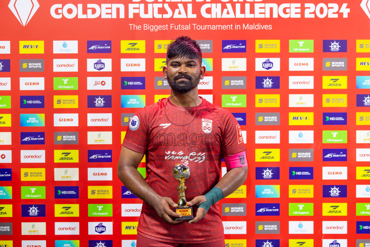 M Mulak vs F Bilehdhoo on Day 36 of Golden Futsal Challenge 2024 was held on Wednesday, 21st February 2024, in Hulhumale', Maldives
Photos: Ismail Thoriq, / images.mv