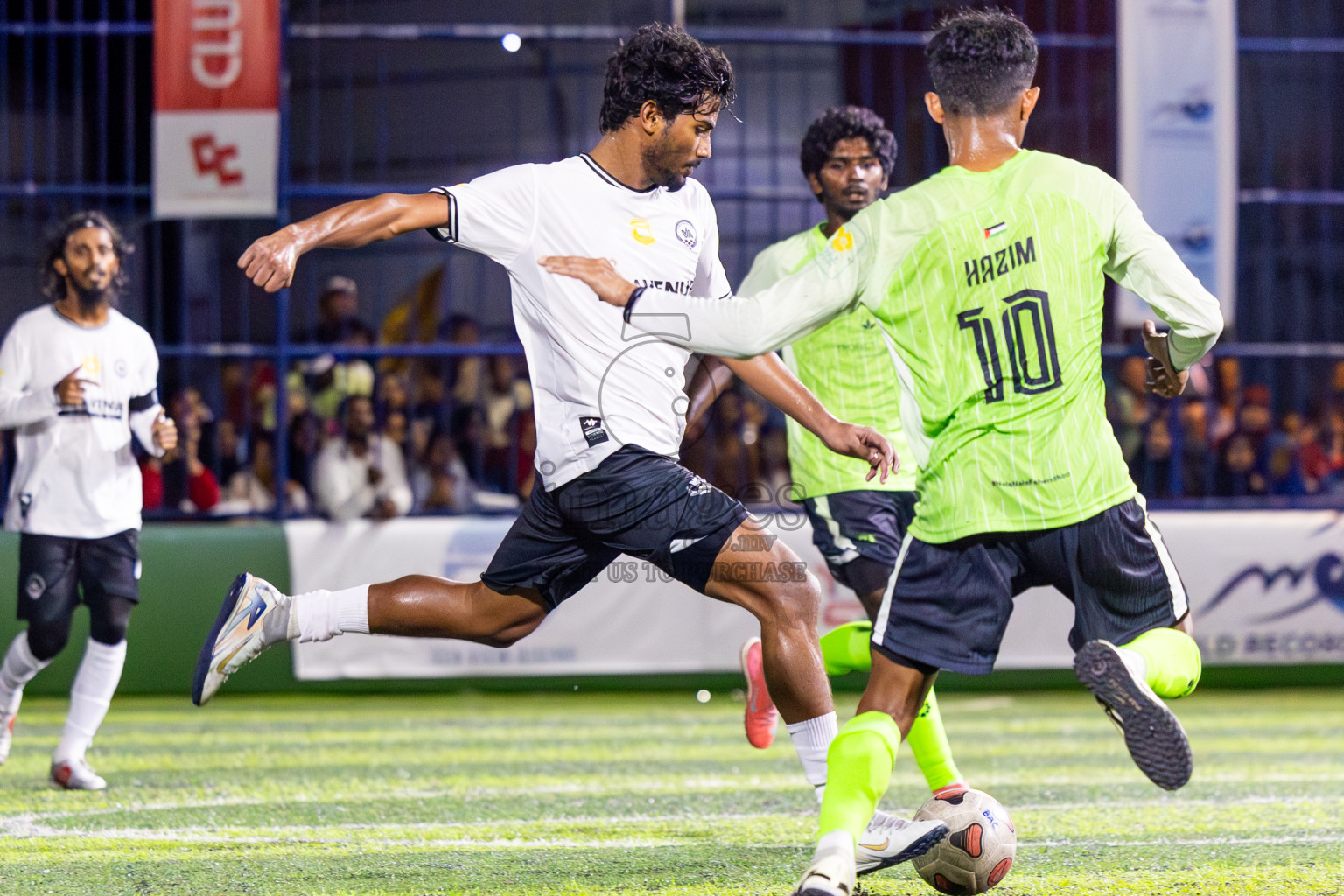 Fehendhoo vs Eydhafushi in Day 7 of Better in Baa Futsal Fiesta 2025 Men's division held in B. Eydhafushi, Maldives on Tuesday, 11th November 2025. Photos: Nausham Waheed / images.mv